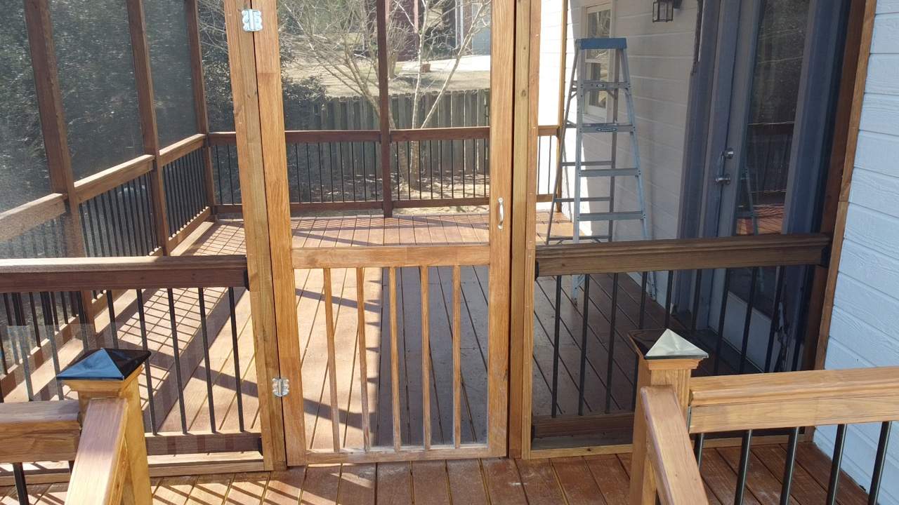 Balmoral Estates Screened Deck  by Pillar and Pine