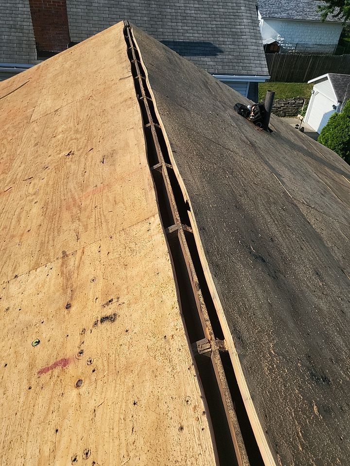 ATLAS PINNACLE COLOR: COASTAL GRANITE by Eagle Eye Roofing