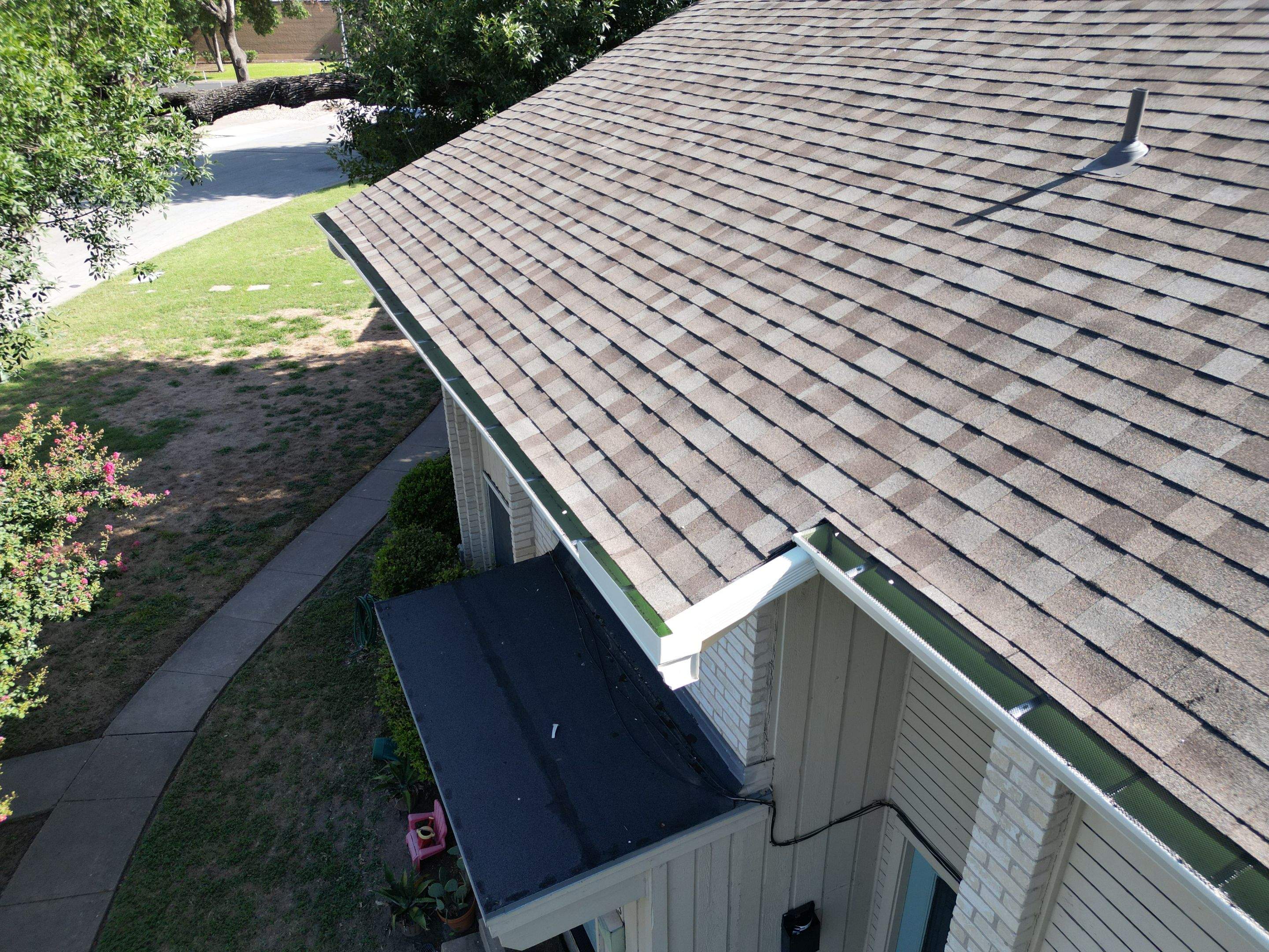 Driftwood - Owens Corning TruDefinition Duration by RoofsOnly.com