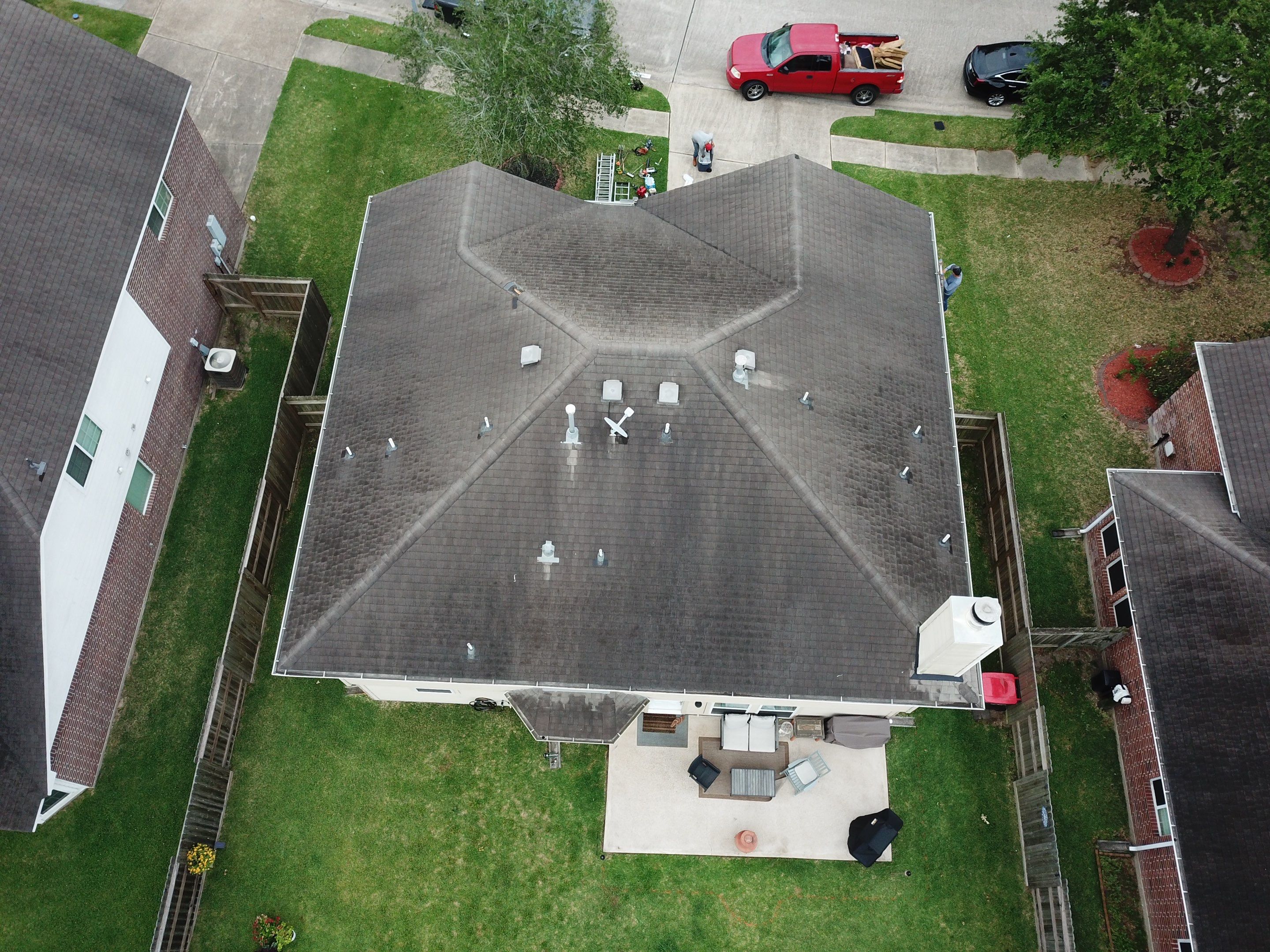 OC Duration Estate Gray by HHH Roofing & Construction