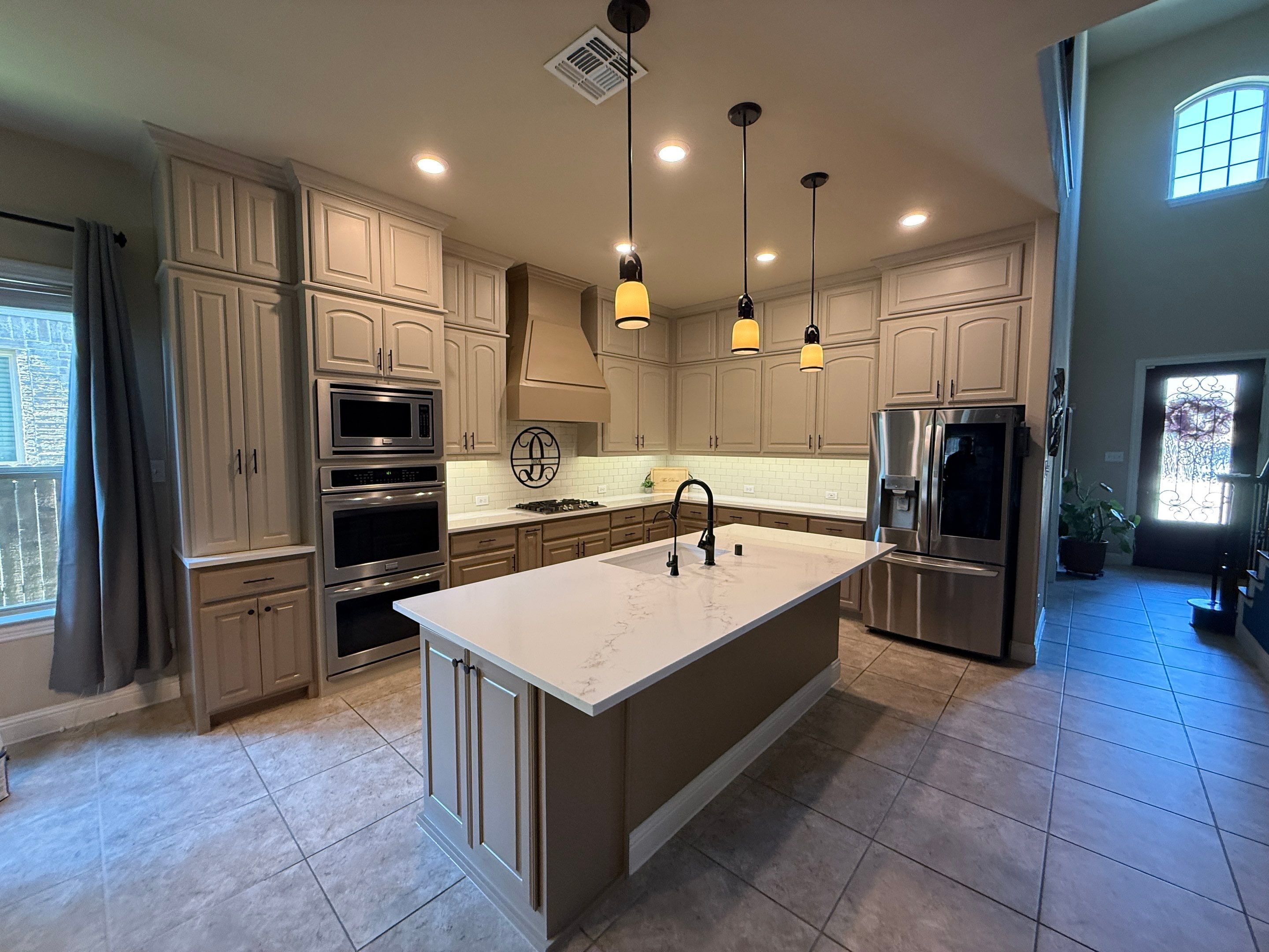 Kitchen & Primary Bath Remodel- McKinney, TX by C3 Custom Builds