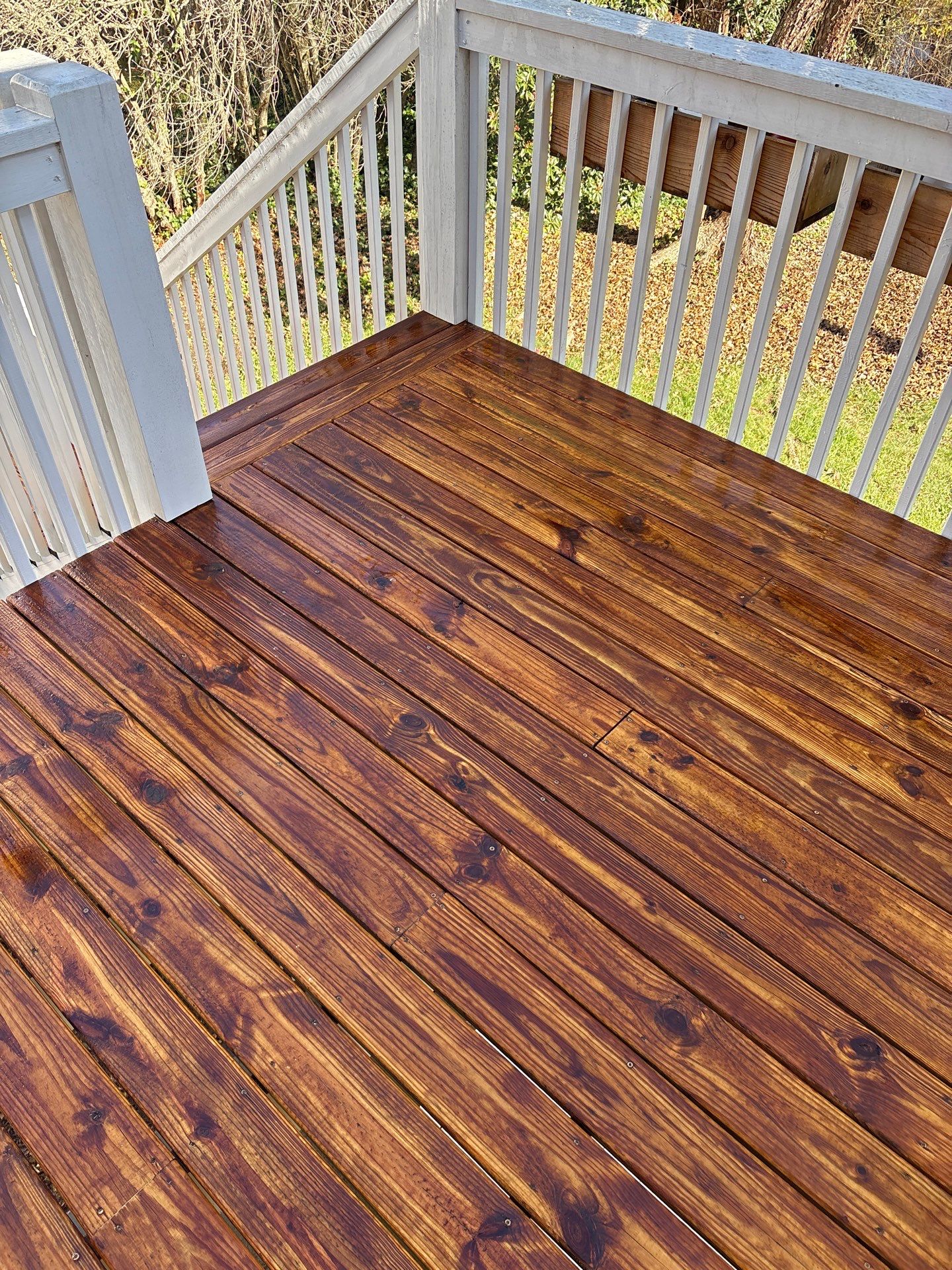 Wood Deck using Wood Sealant by DuraSeal