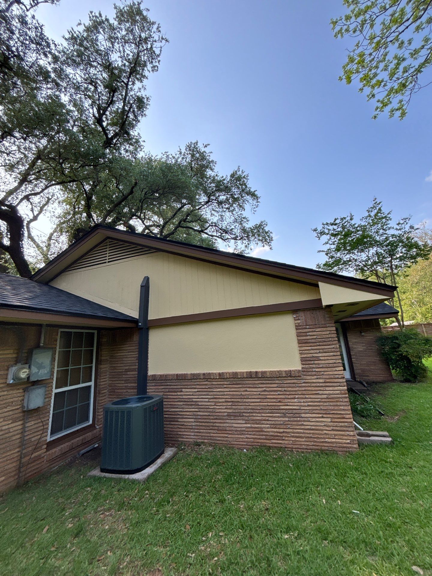 Roof Replacement Sugarland by Roof Repair Company