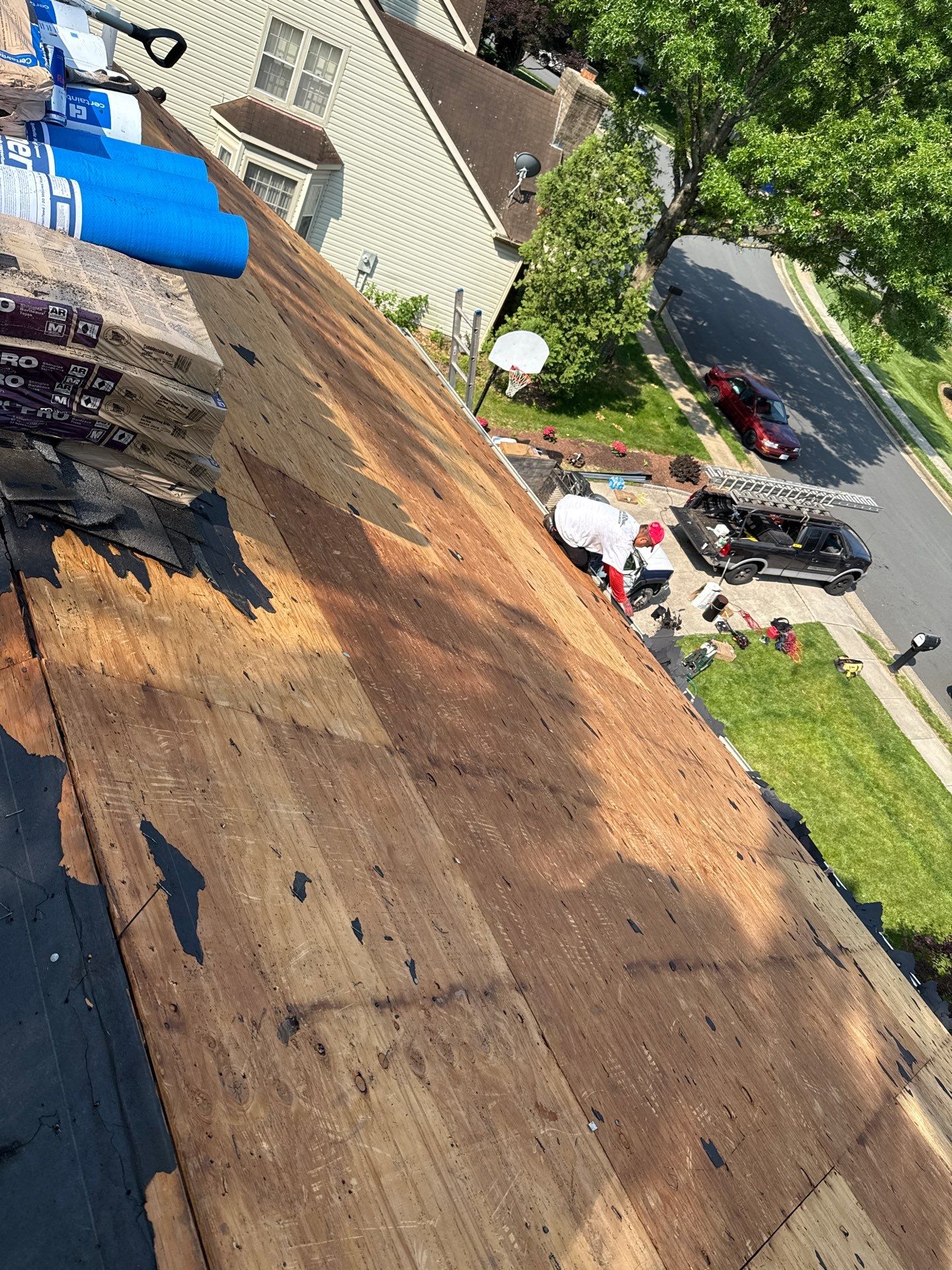 Burke: Residential Roof Replacement with CertainTeed Landmark PRO in Max Def Cobblestone Gray by RM Banning, Inc.