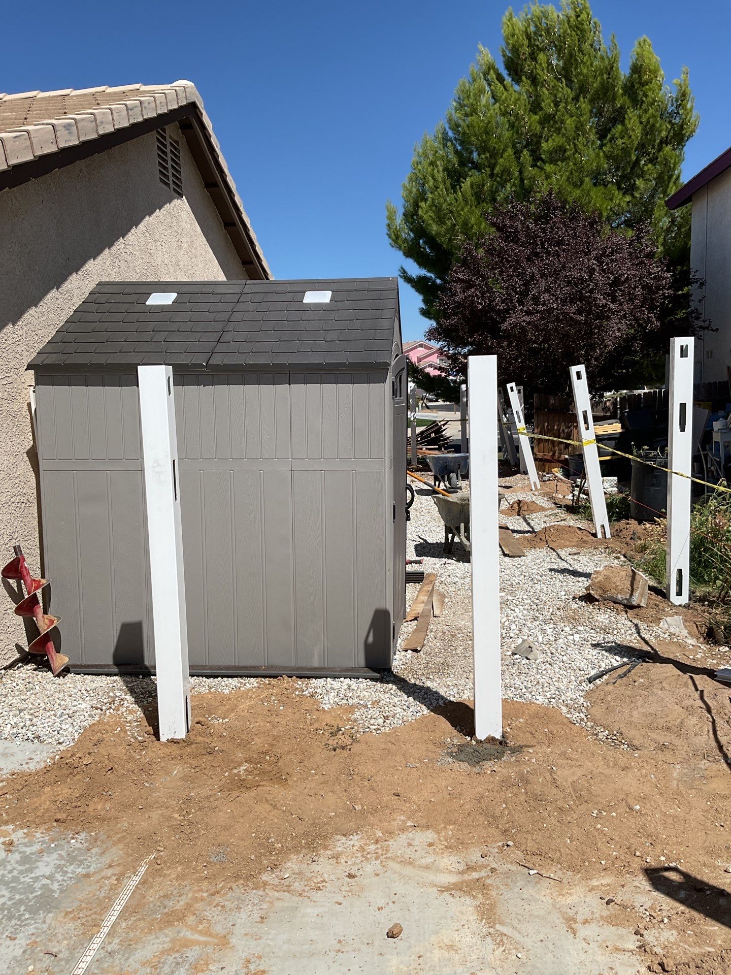 Lattice Vinyl with Privacy Vinyl Fence by Fence Guys Inc.