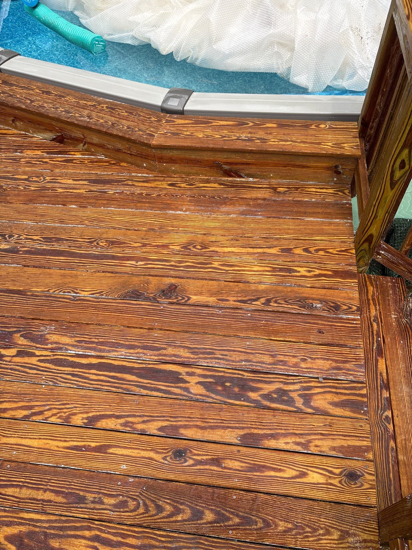 Deck using Wood Sealant by DuraSeal