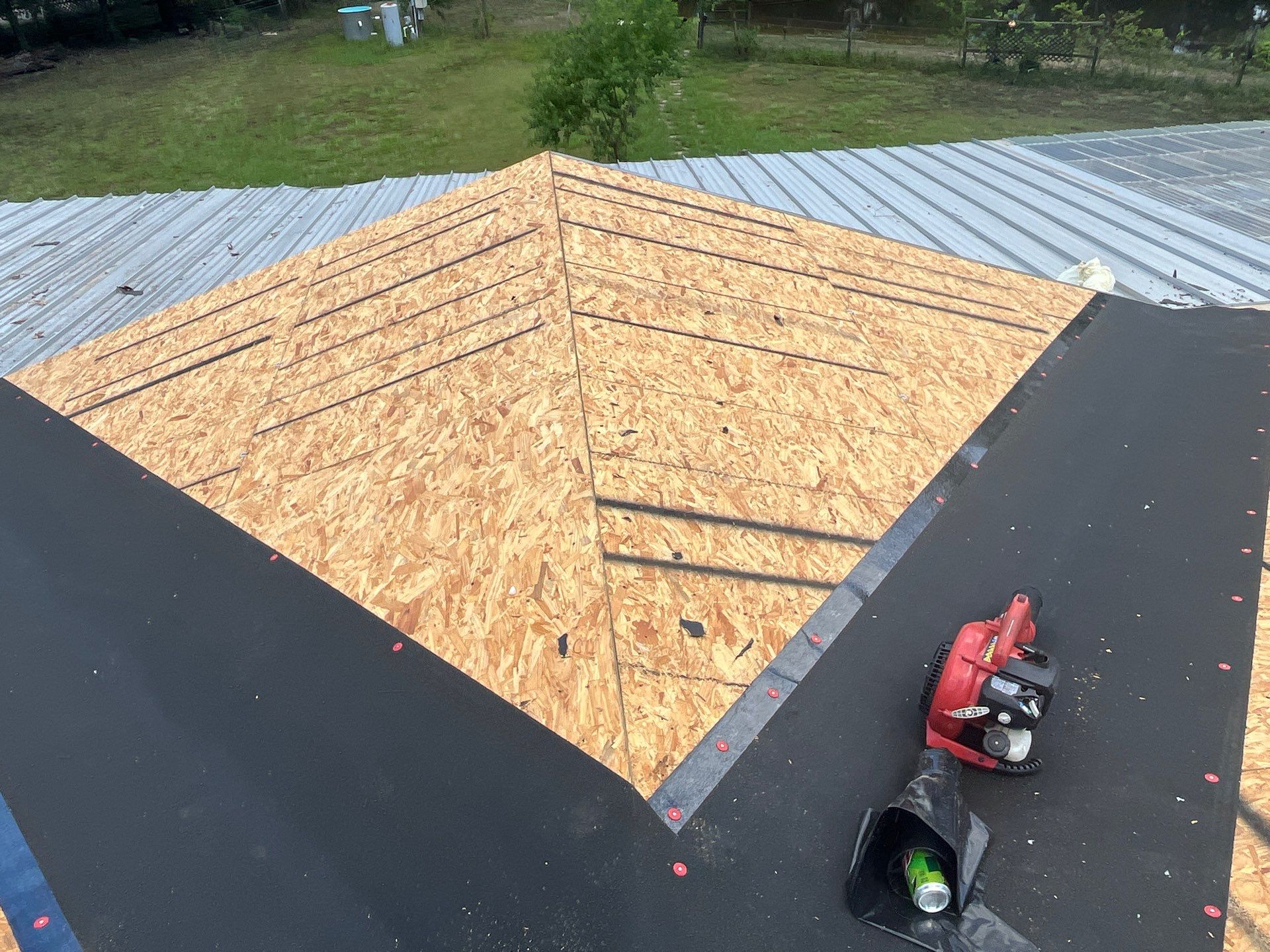 Residential Roofing Installation using Owen's Corning Duration (Lifetime) Shingles by Roof Repair Company