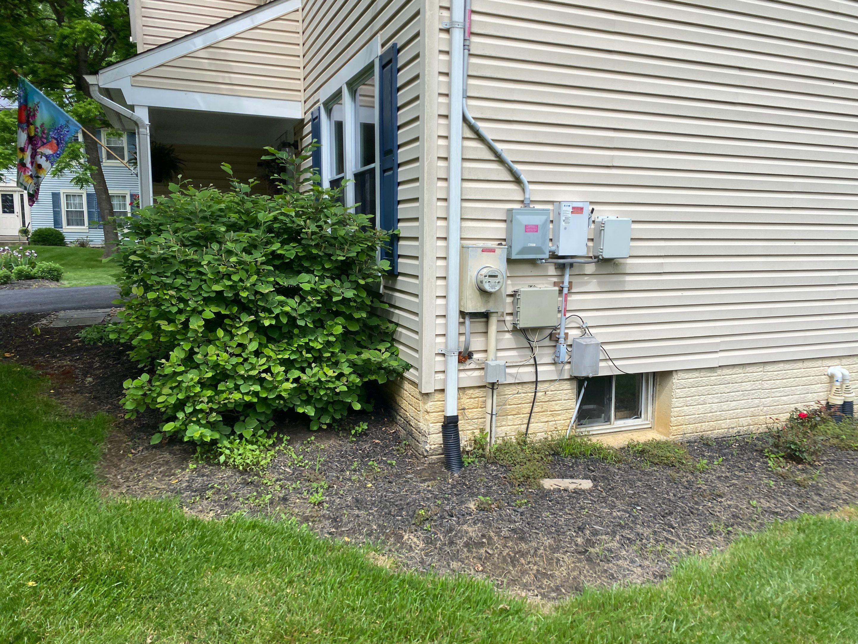 Spring Landscape Cleanup & Mulch by The Smet Companies, LLC