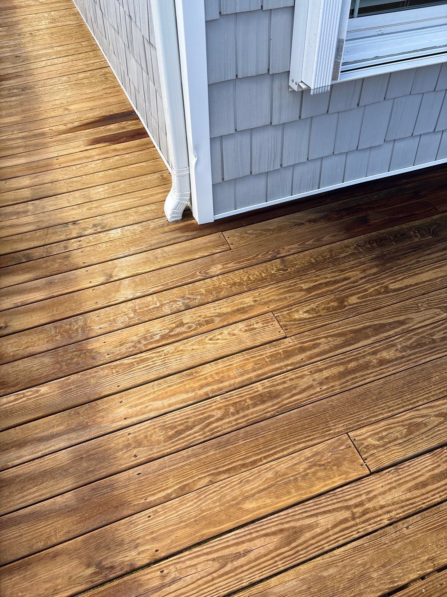 Deck using Wood Sealant by DuraSeal