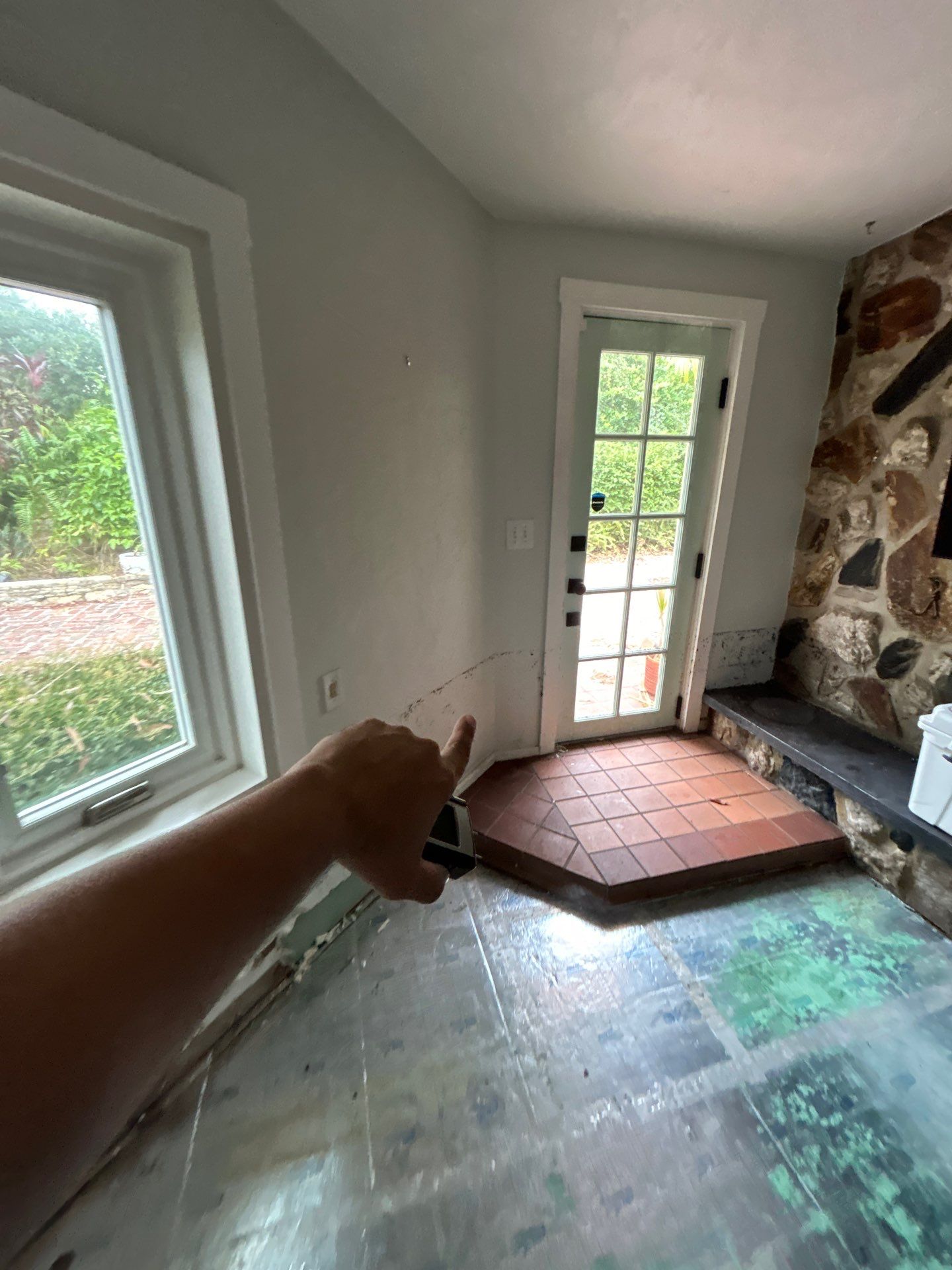 Water mitigation In Bradenton Florida by Ampm Restoration Services 