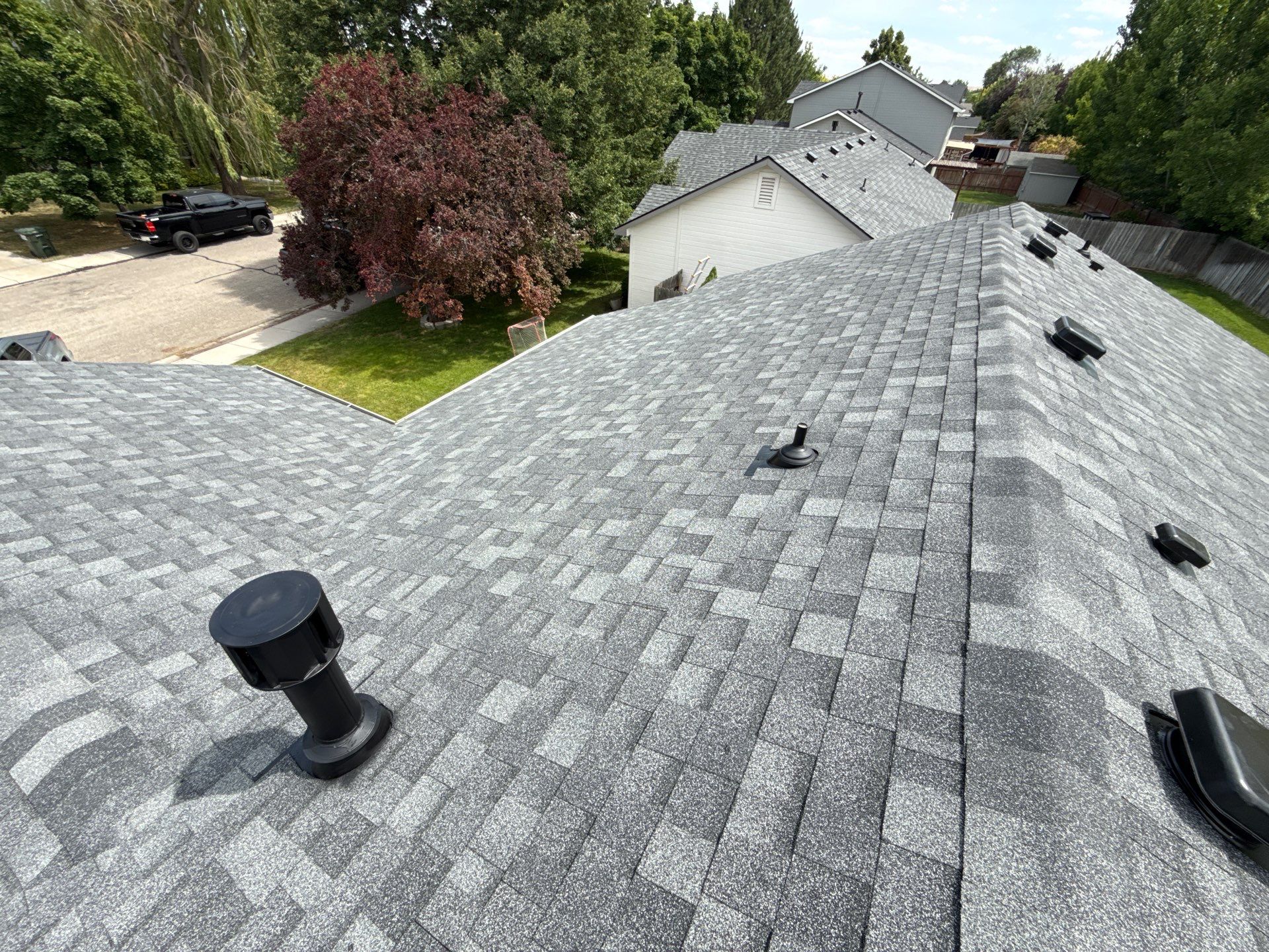 Kuna Residential Roof Replacement Featuring Gray Architectural Shingles by Olive Roofing
