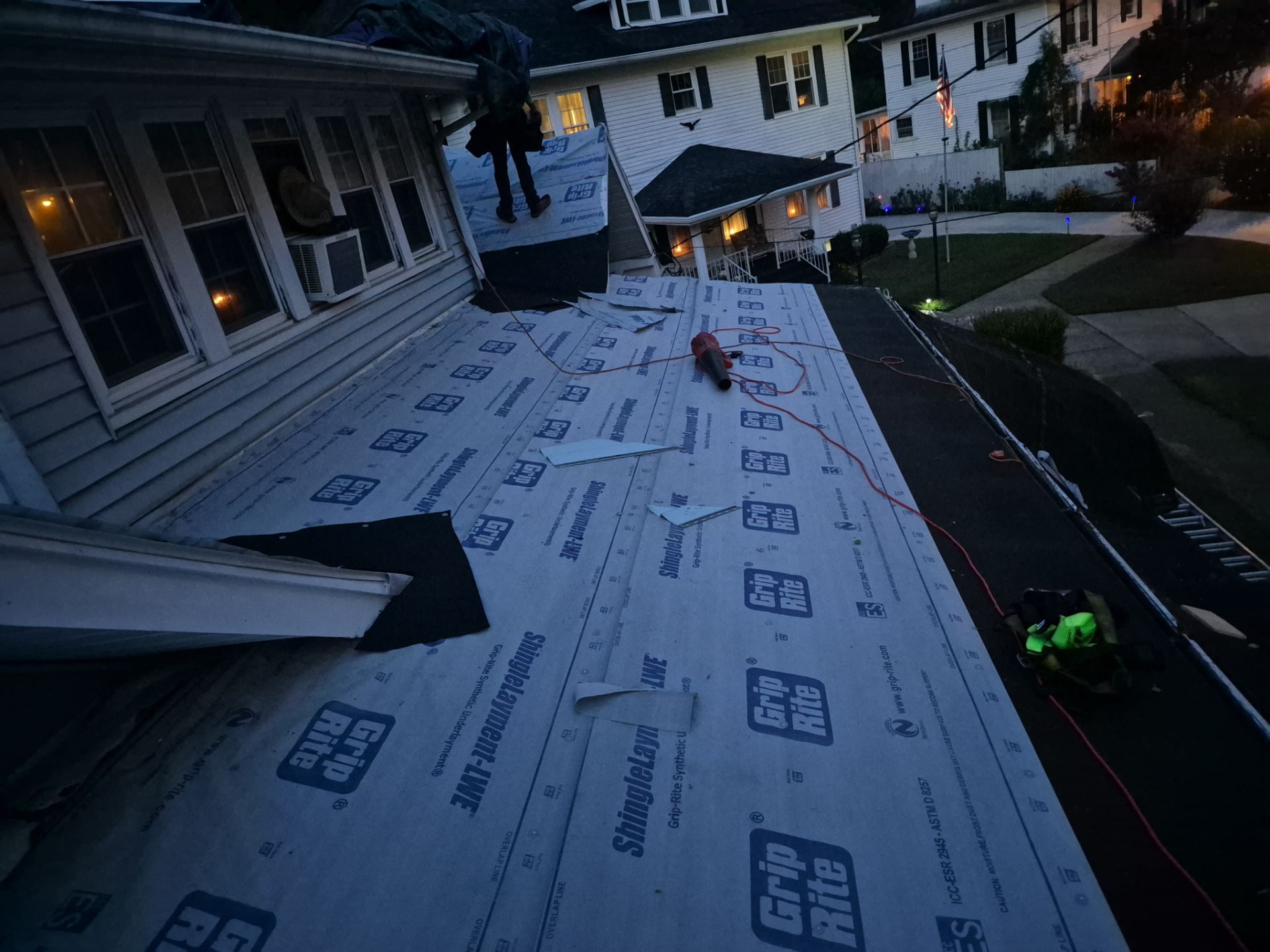 IKO Dynasty Granite Black Roof Replacement – Nitro WV by Mr. Roofer