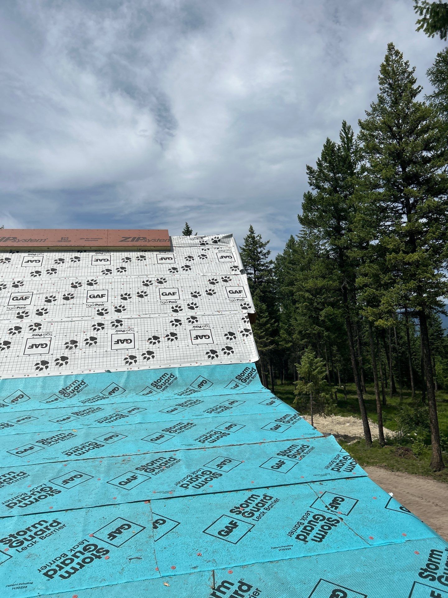 UHDZ Whitefish Hills - Weathered Wood by Montana Roofing Solutions