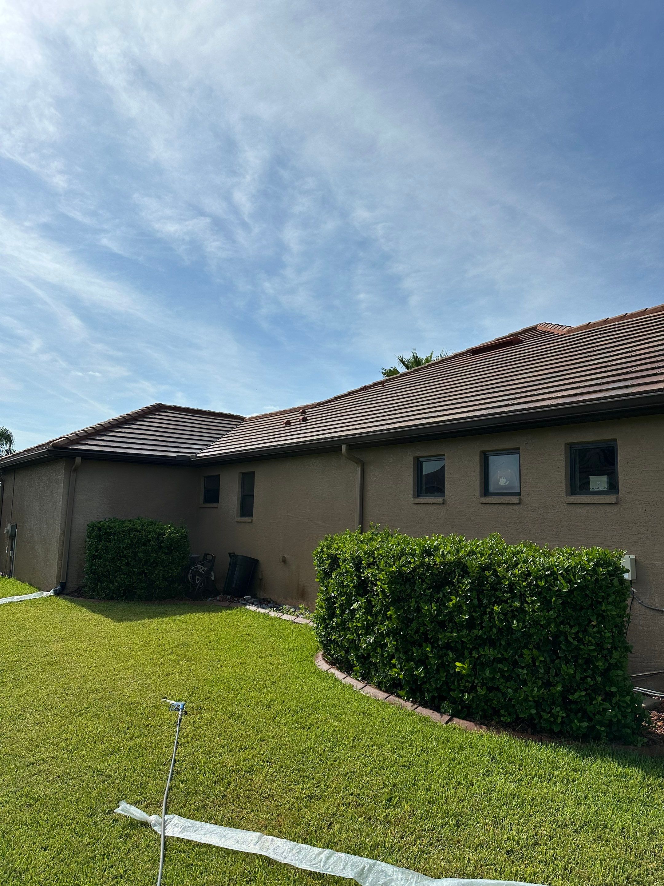 🏡 Tile Roof Cleaning – Gamble Creek Estates, Parrish, FL by Sunshine AquaWash