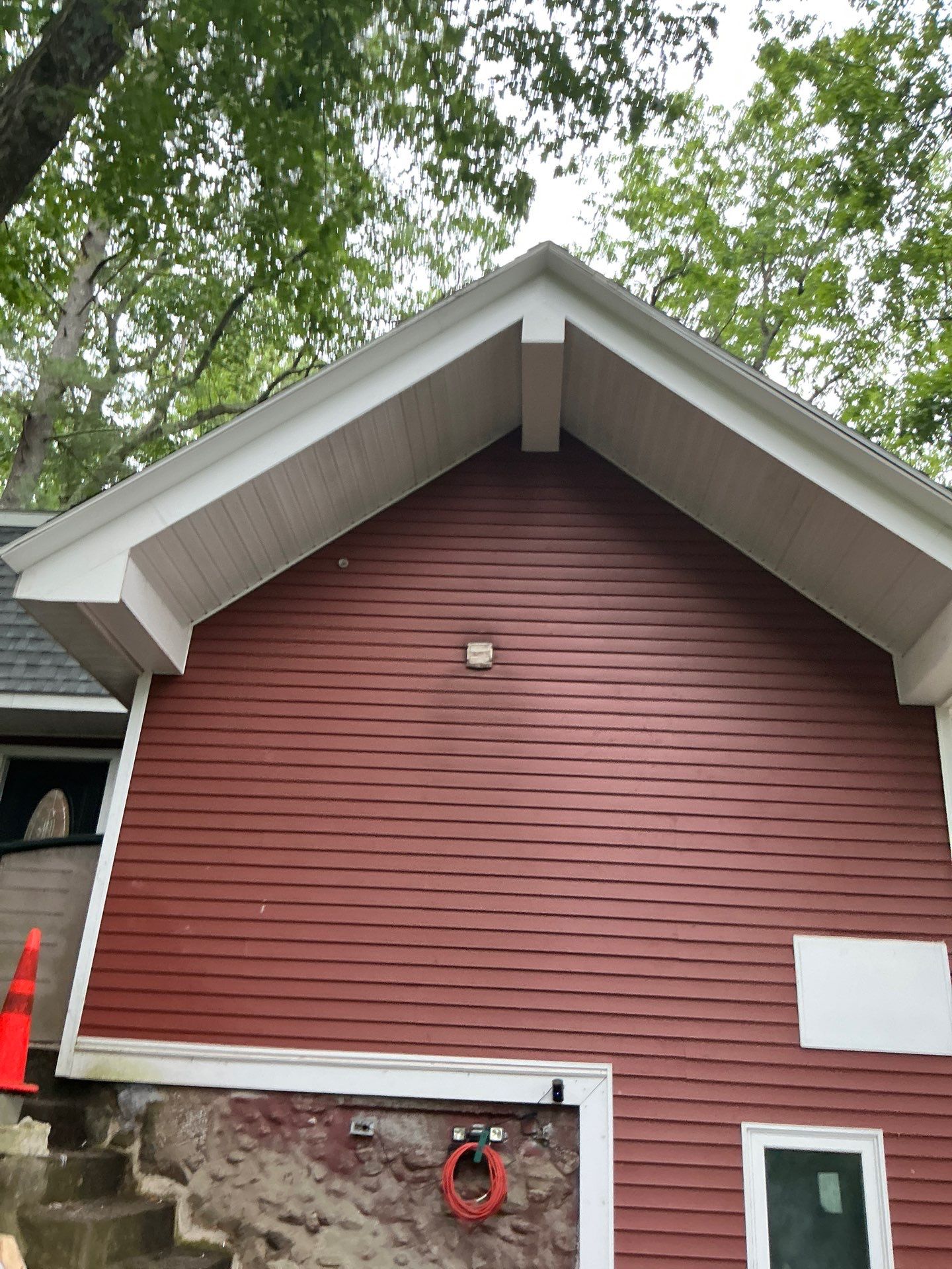 Leak Repair & Roof Wash – Groton, MA by Mighty Dog Roofing of Greater Middlesex County
