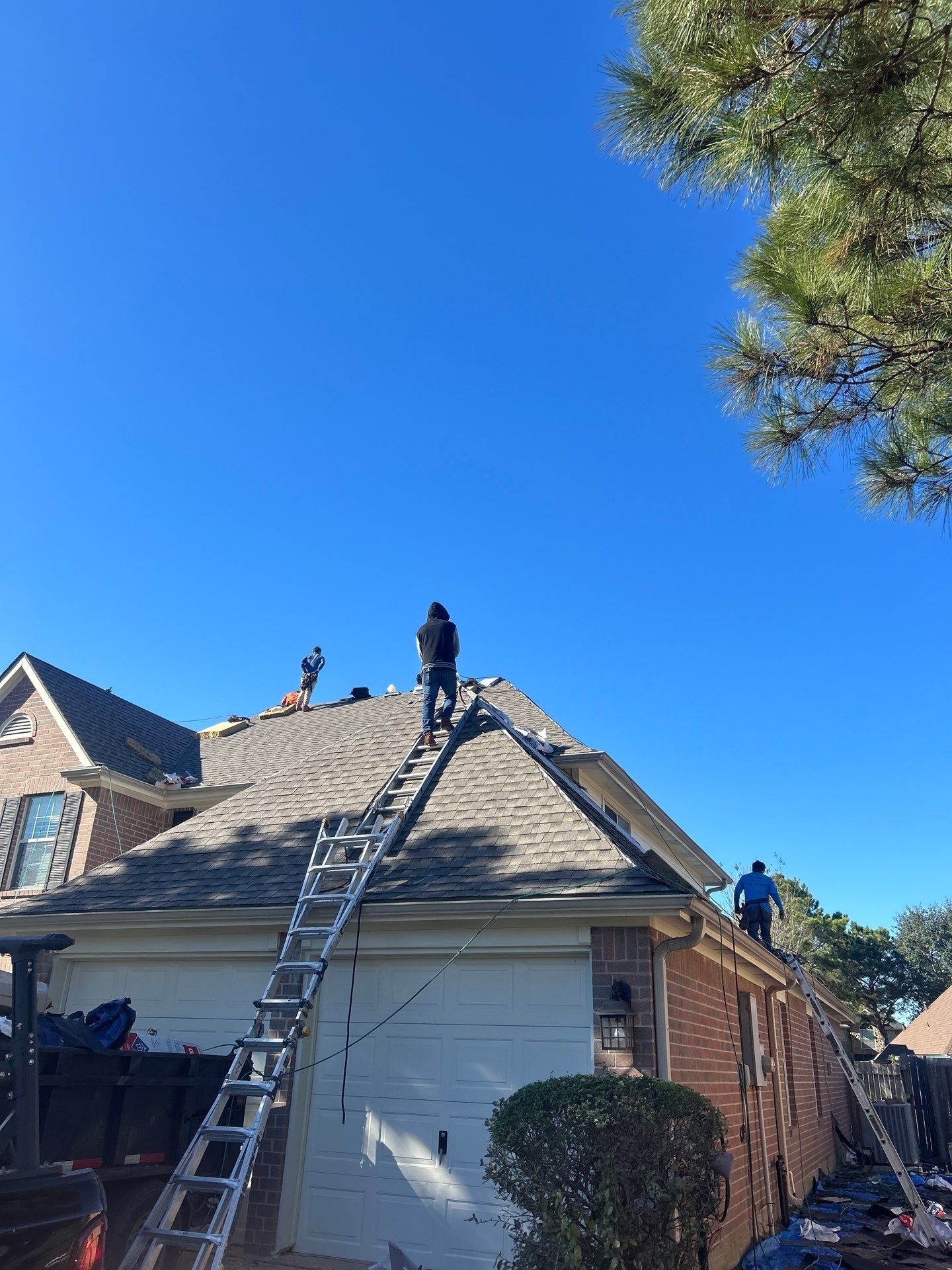 Roof Replacement in Falcon Ranch, Katy TX by Roof Repair Company