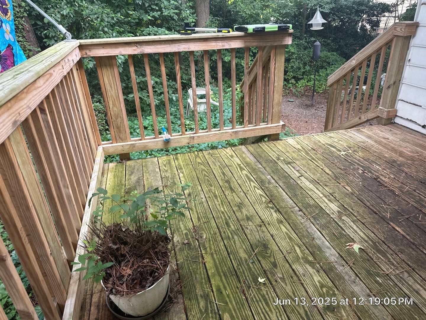 Wood Deck using Wood Sealant by DuraSeal