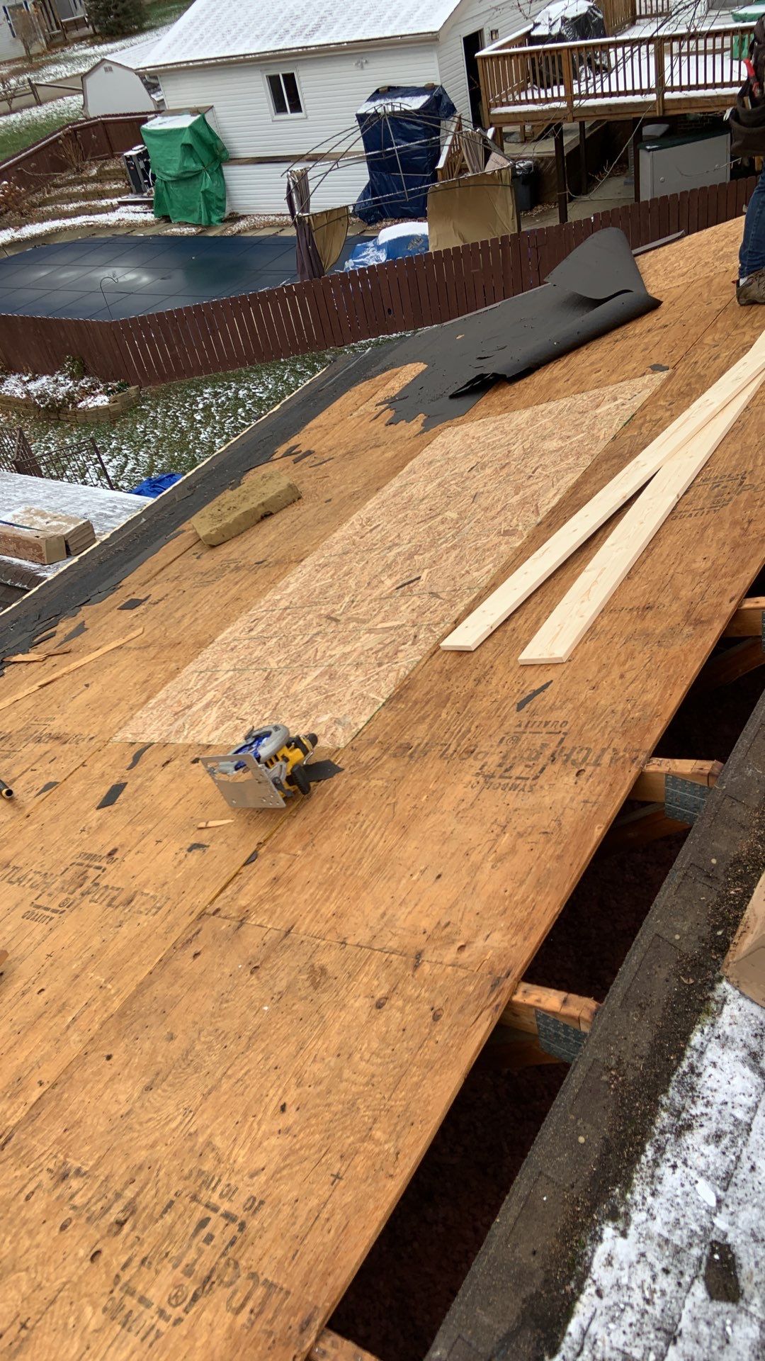 Roof Replacement using CertainTeed Landmark by 180 Contractors