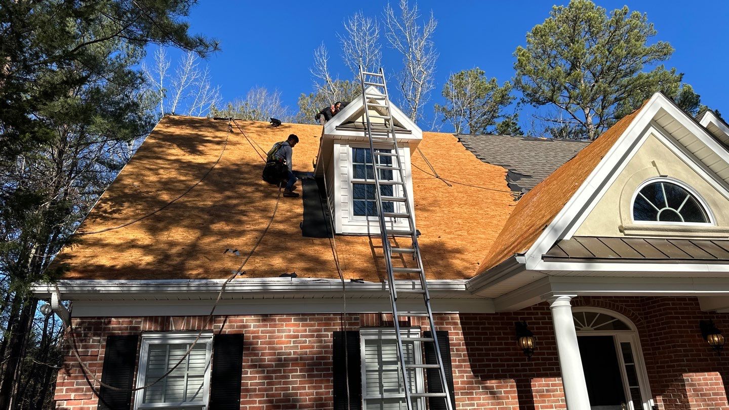 Rock Hill - Duration Williamsburg Gray by Merritt Roofing LLC