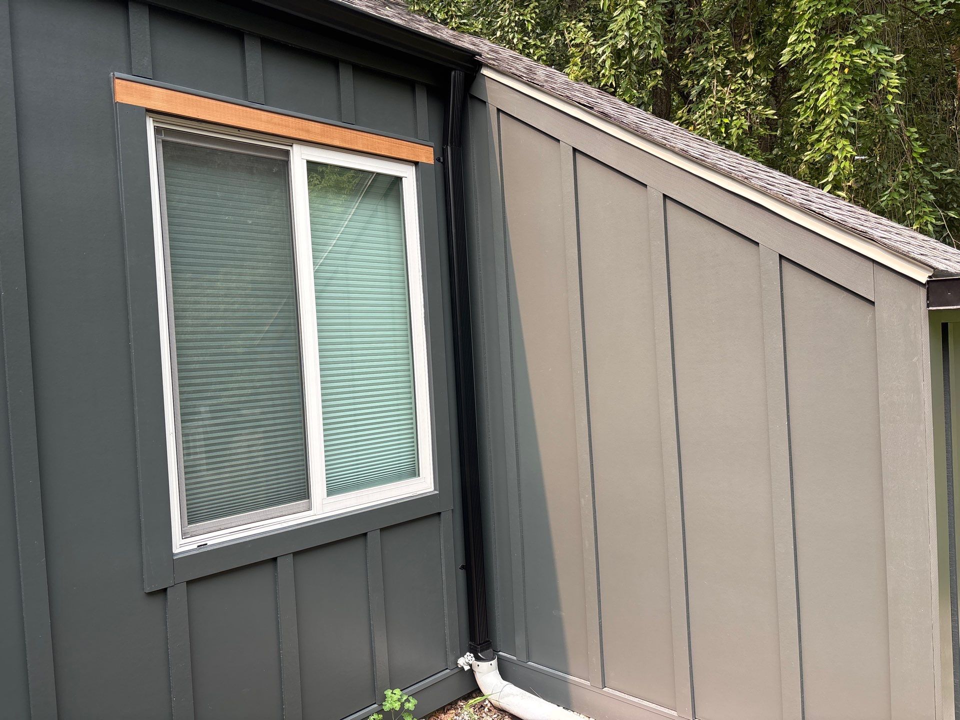 James Hardie Iron Gray Board & Batten in Waccabuc, NY by Ideal Siding - Westchester
