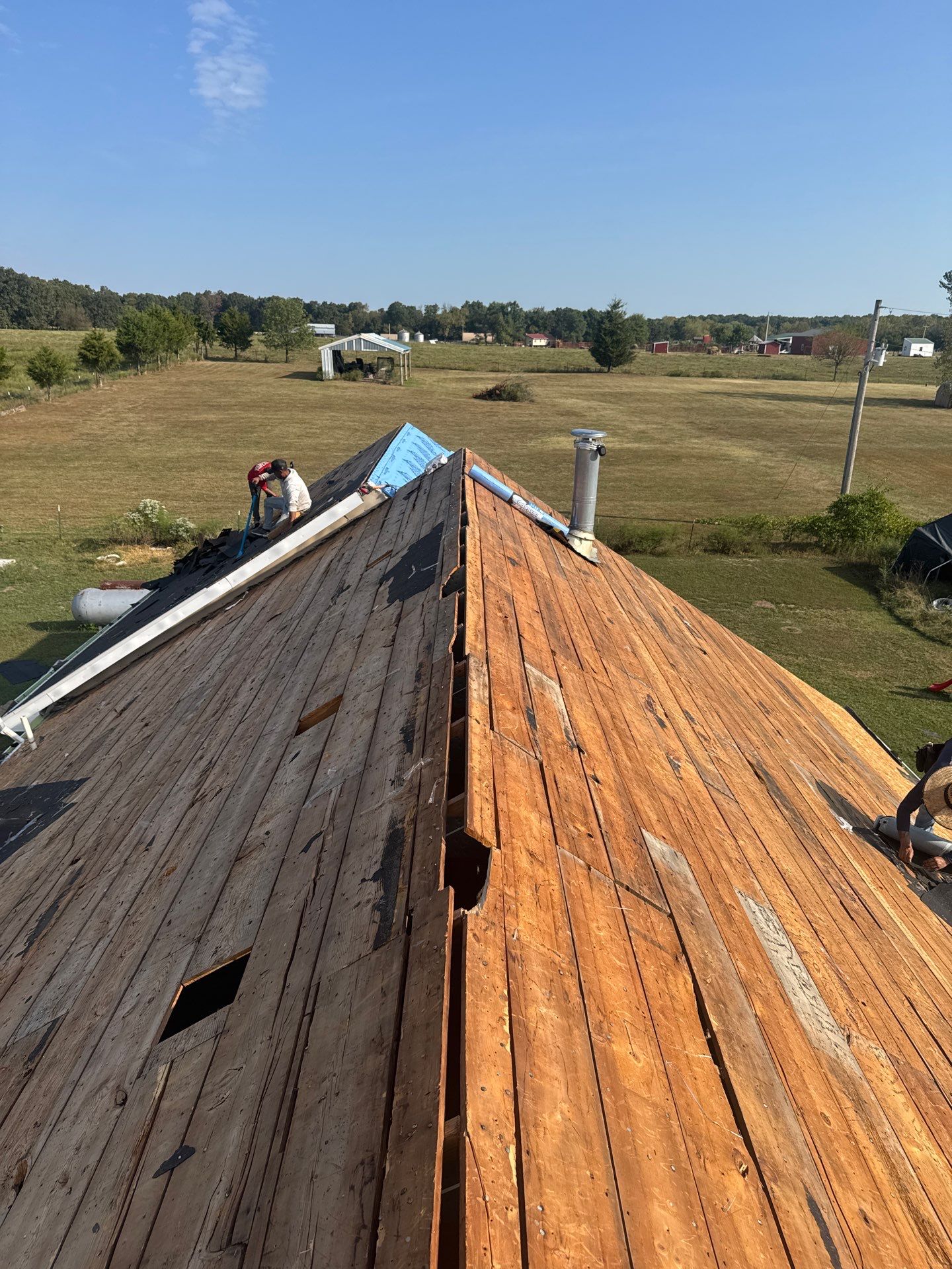 Residential Roofing Install - Atlas Pinnacle Pristine Shingles - Color Copper Canyon  by Titan Commercial & Residential Roofing 