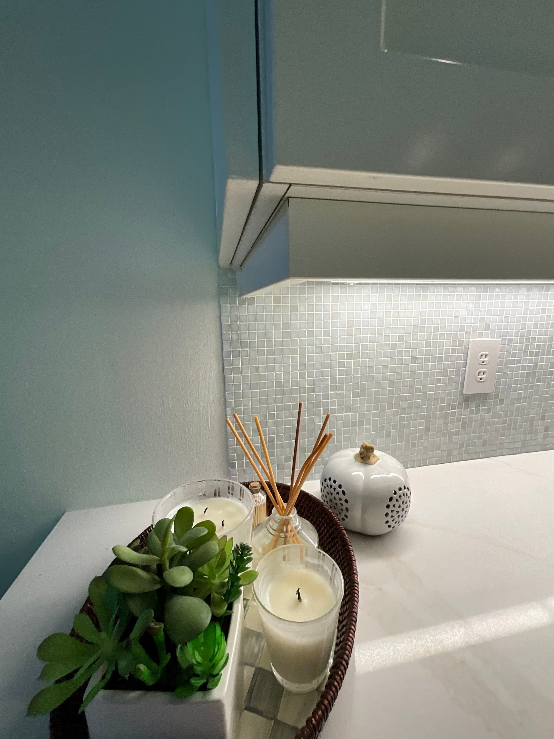 Kitchen Backsplash - Delray Beach by Hevi Tile
