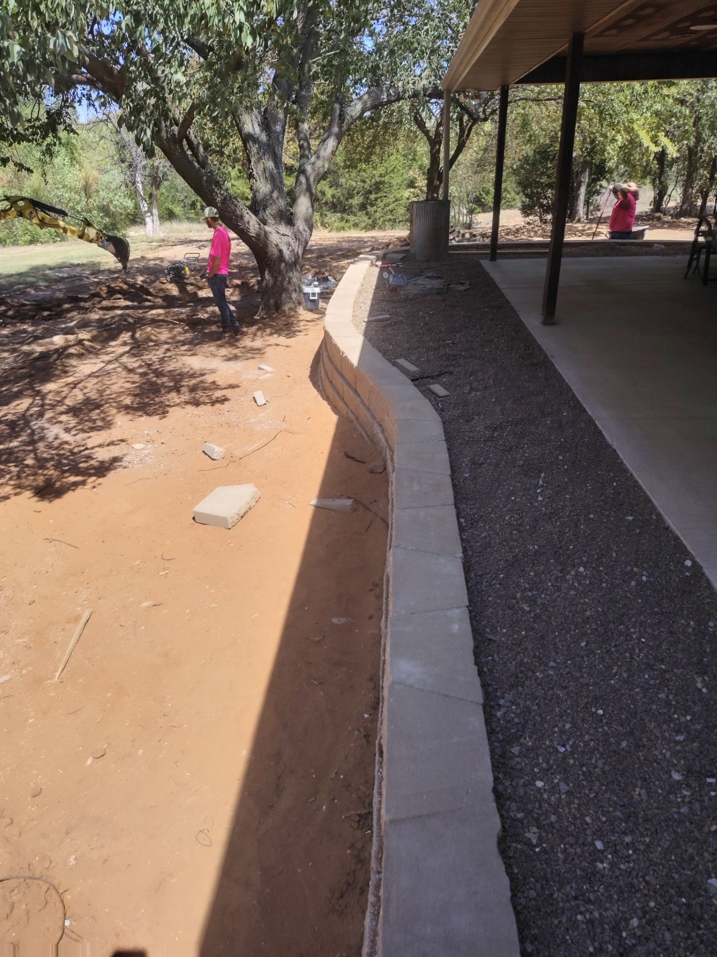 Retaining Wall by Clays Services Inc
