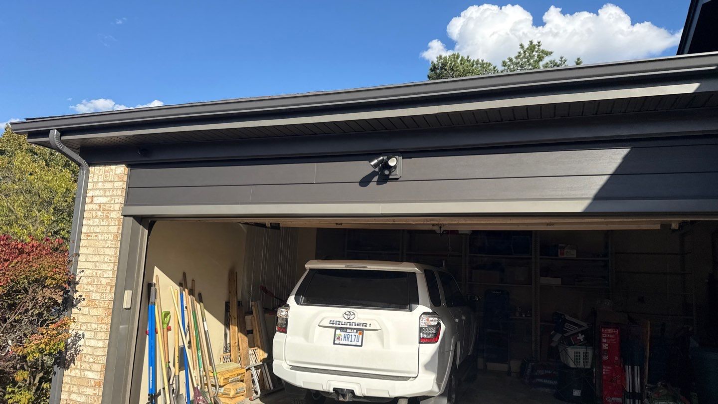 Siding Replacement using Alside S7 Cedar Mill Grain Cast Iron by 180 Contractors