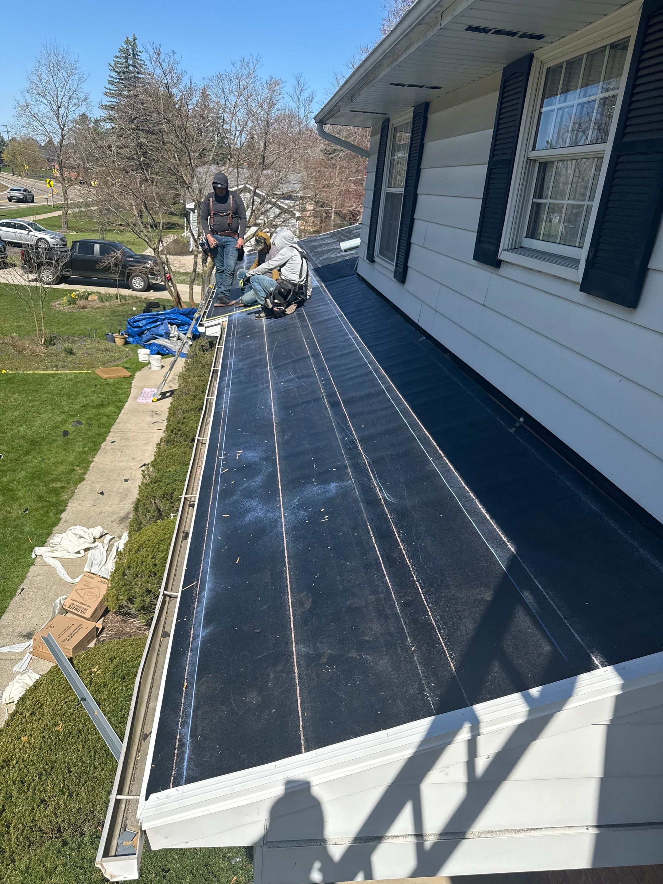 Roof Replacement using Owens Corning Onyx Black by 180 Contractors