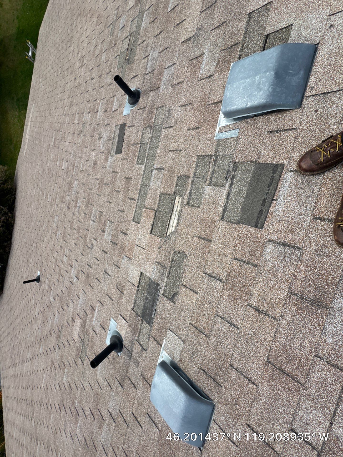 Complete Residential Roofing Installation and Decking Repair in Kennewick by Alpine Roofing