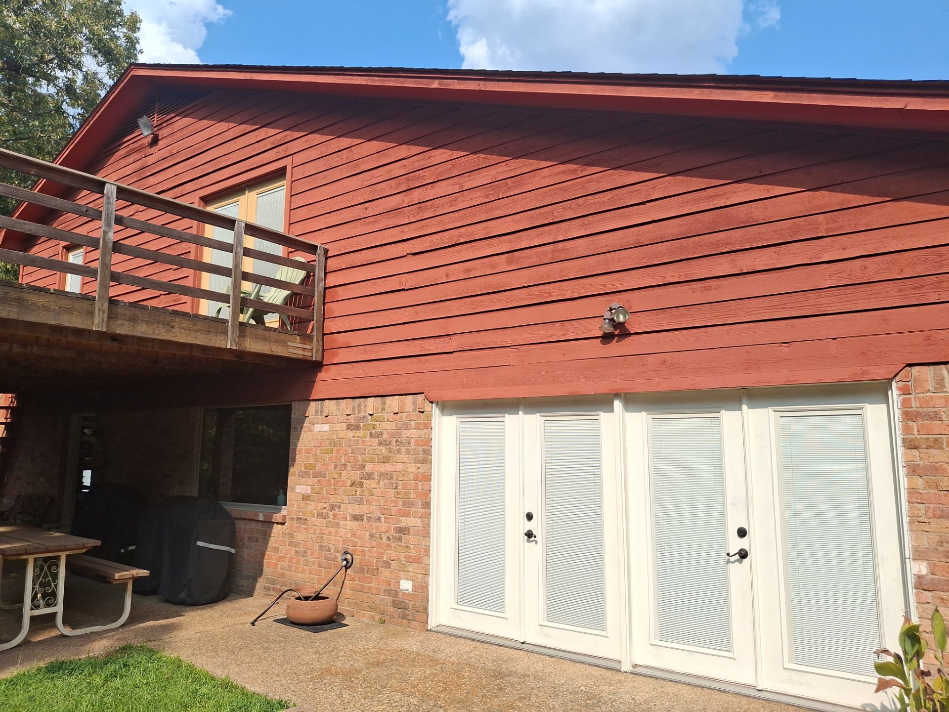 Longview, TX Exterior Wood Restoration & Paint Transformation by Quality Coats Painting
