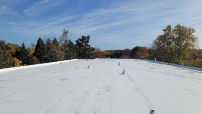 Roof Installation using Silicone TPO
