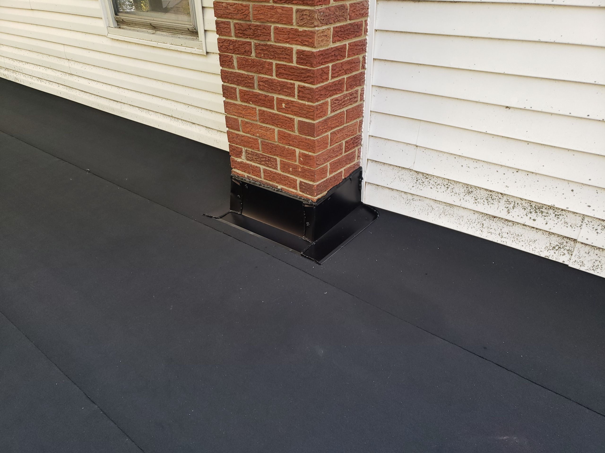 ATLAS PINNACLE COLOR: SCOTCHGARD COASTAL GRANITE DRIP EDGE: WHITE by Eagle Eye Roofing