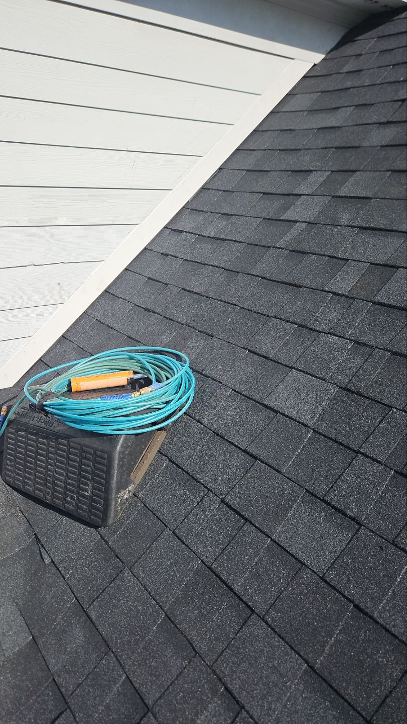 Residential Roofing Installation using Owens Corning® Oakridge Onyx Black by Indigo State Roofing