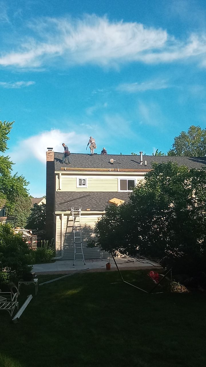Roof Replacement using CertainTeed Landmark by 180 Contractors