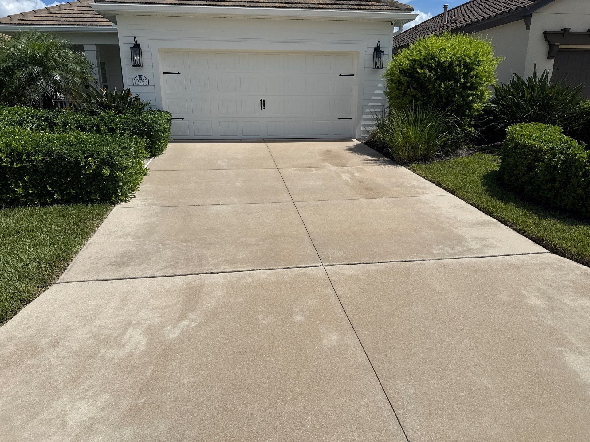 🛠️ Oil Stain Removal – Indigo Community, Lakewood Ranch, FL by Sunshine AquaWash