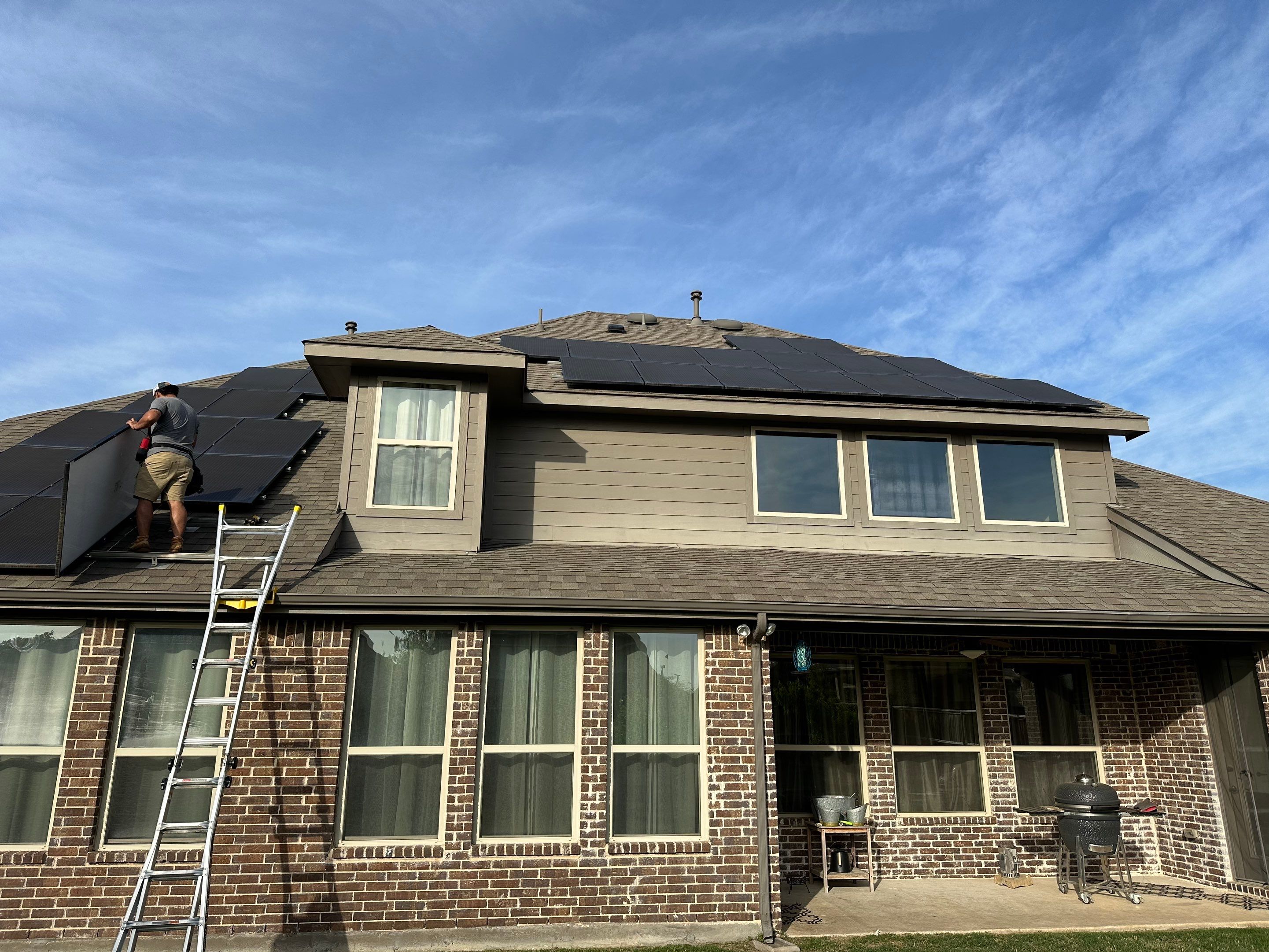 D&R Trophy Club, Tx using Solar Panels by Sunaura Solar