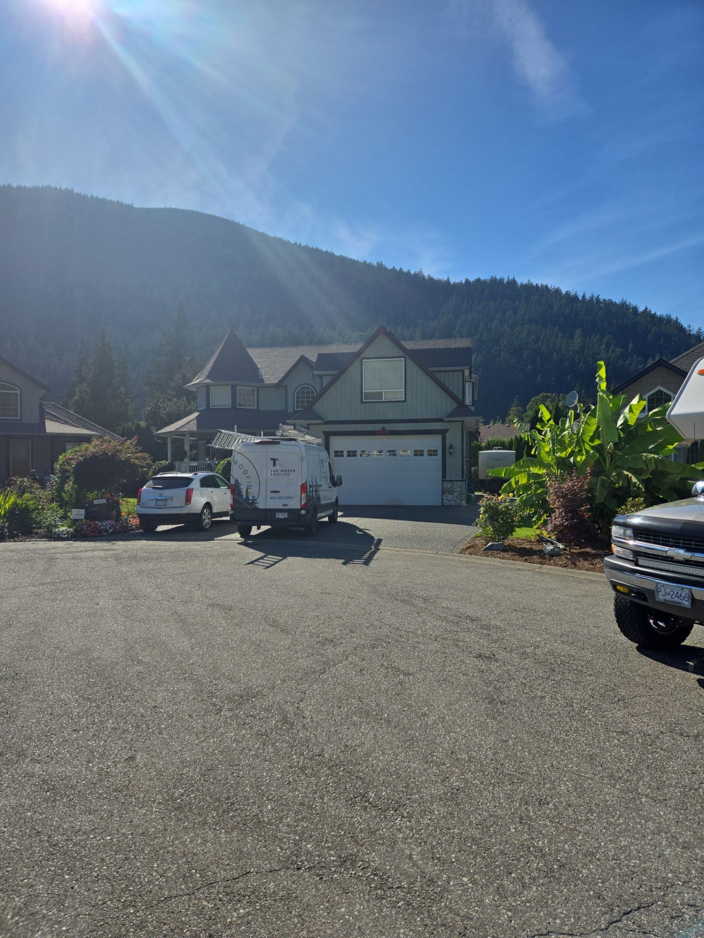 Residential Re-Roof using GAF Timberline HDZ Canadian Driftwood  by Top Notch Roofing Inc
