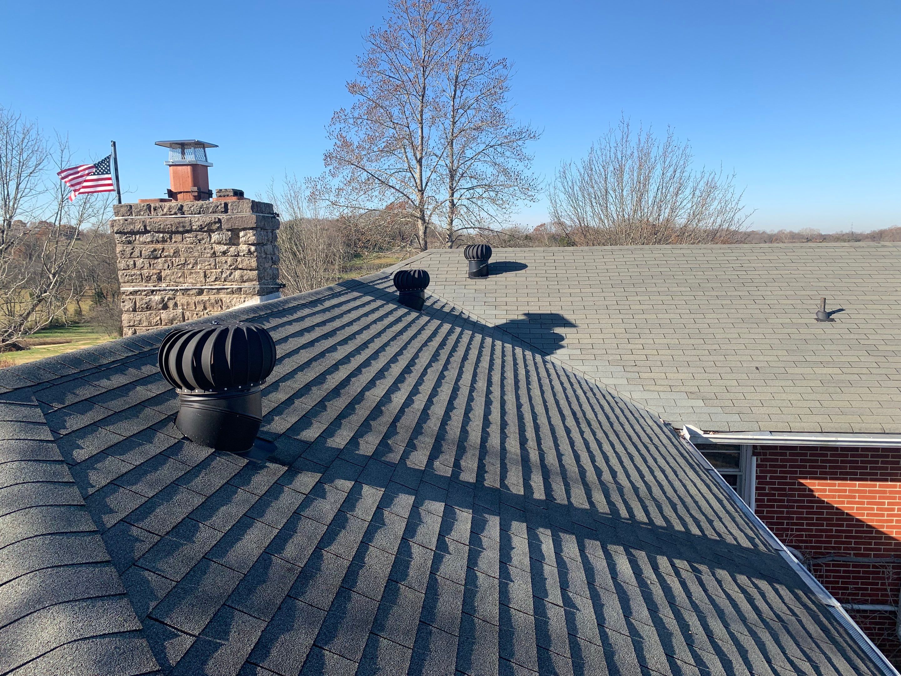 Residential Roofing Installation using Owens Corning Oakridge Roofing System by Undersun Roofing 