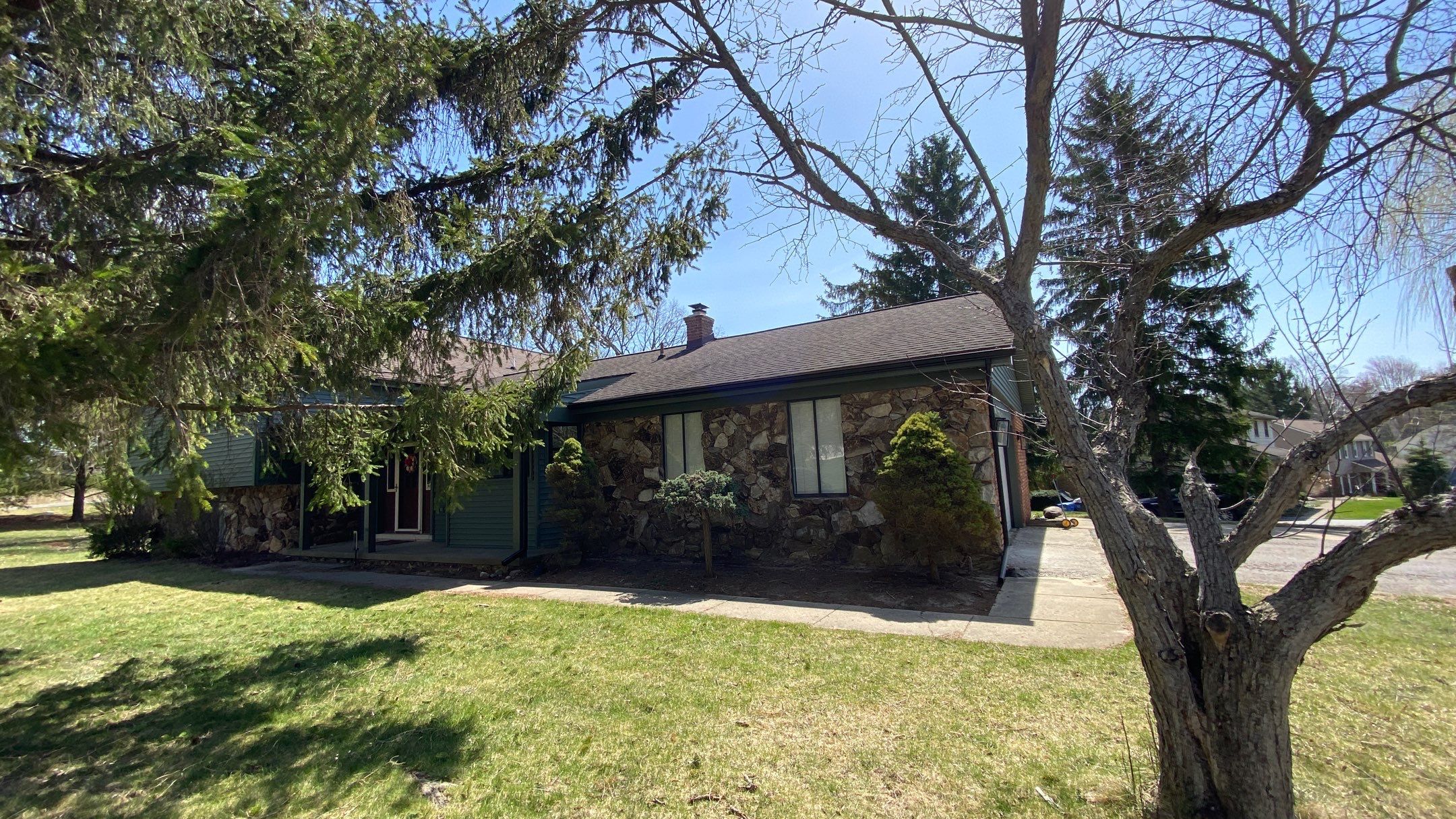 Siding Replacement using CertainTeed Restoration Classis D4 by 180 Contractors