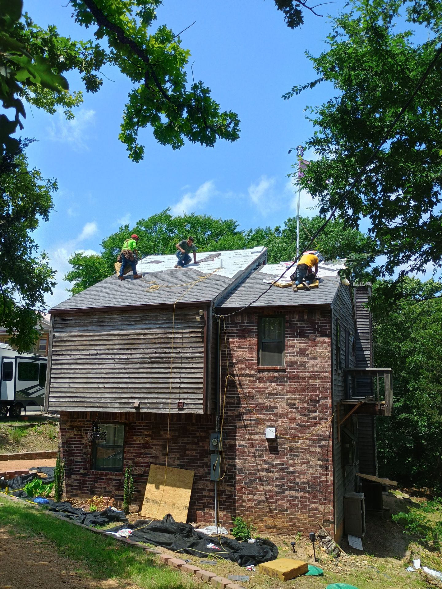 Roof Replacement for Multi-Level Home in Sulphur, Oklahoma by BANA Roofing and Solar Supply