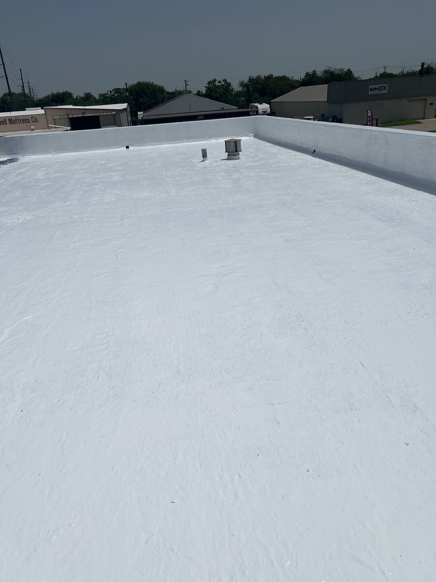 Dirty leaking Gravel Roof by Bayfront Roofing and Construction