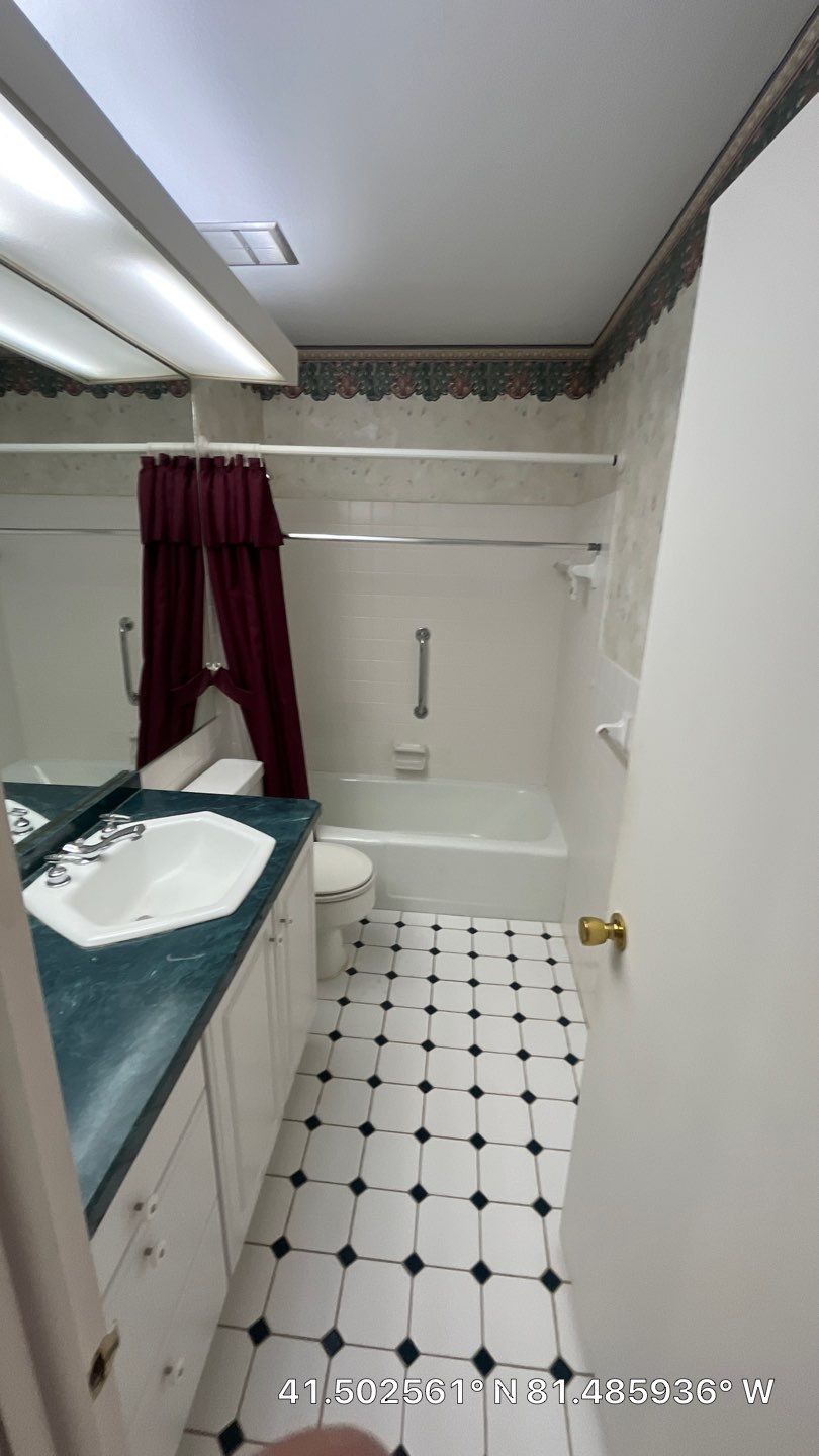 Swirski mirror removal by Best Buy Painting