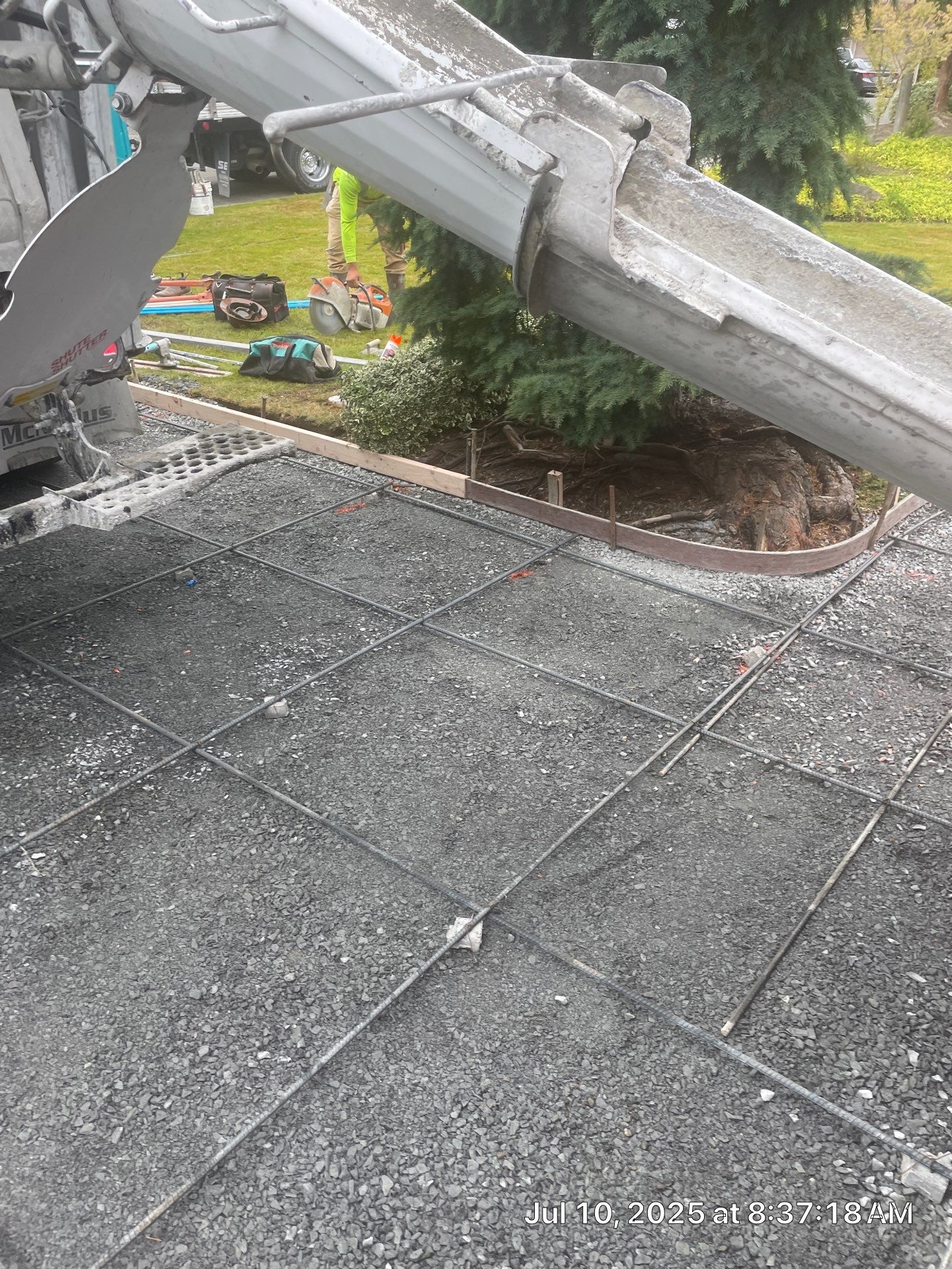 Exposed Aggregate Concrete Driveway Makeover  by Jireh Asphalt & Concrete Inc 