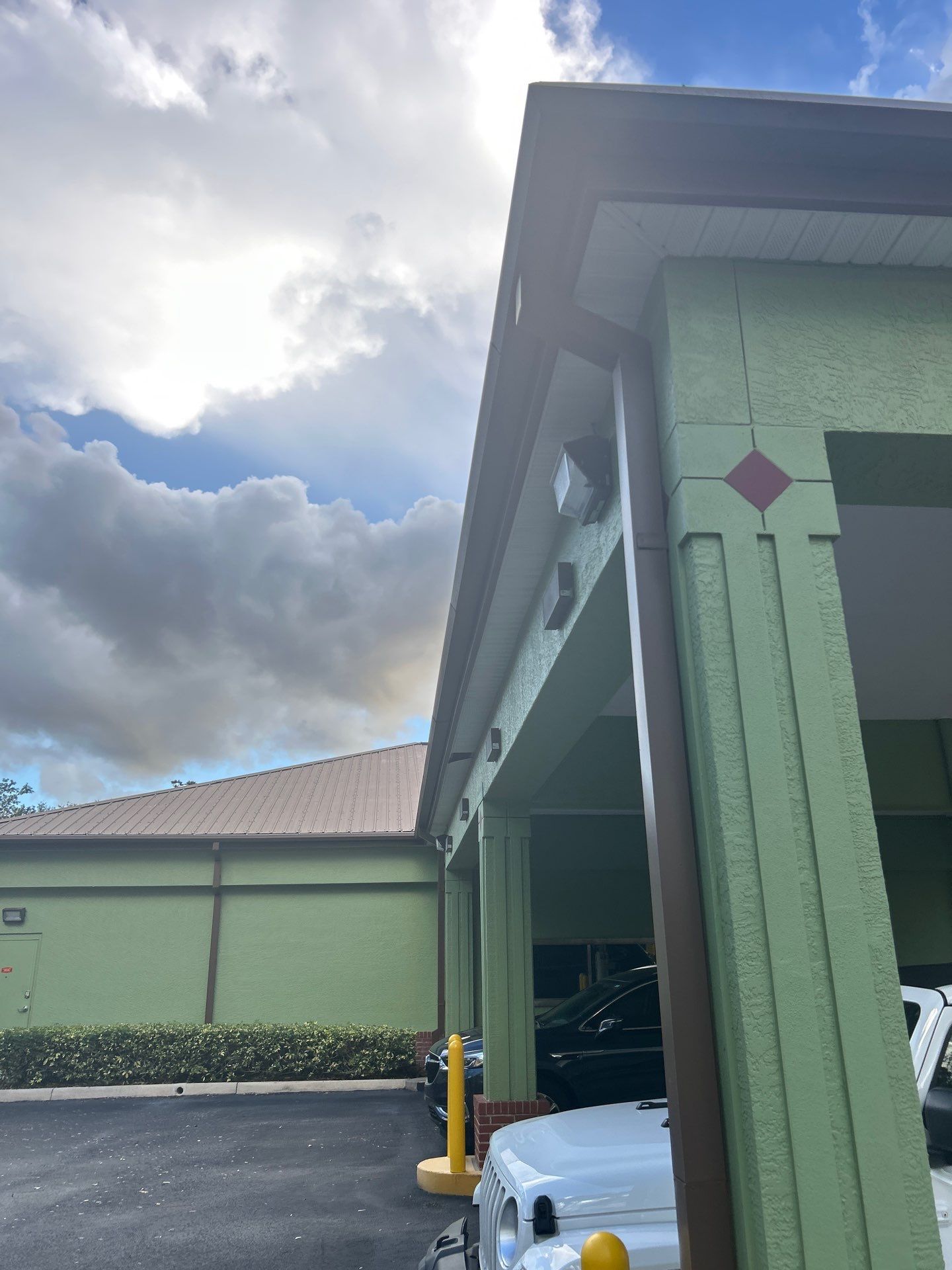 Commercial Gutter Installation in Sarasota FL by Gutter Professors