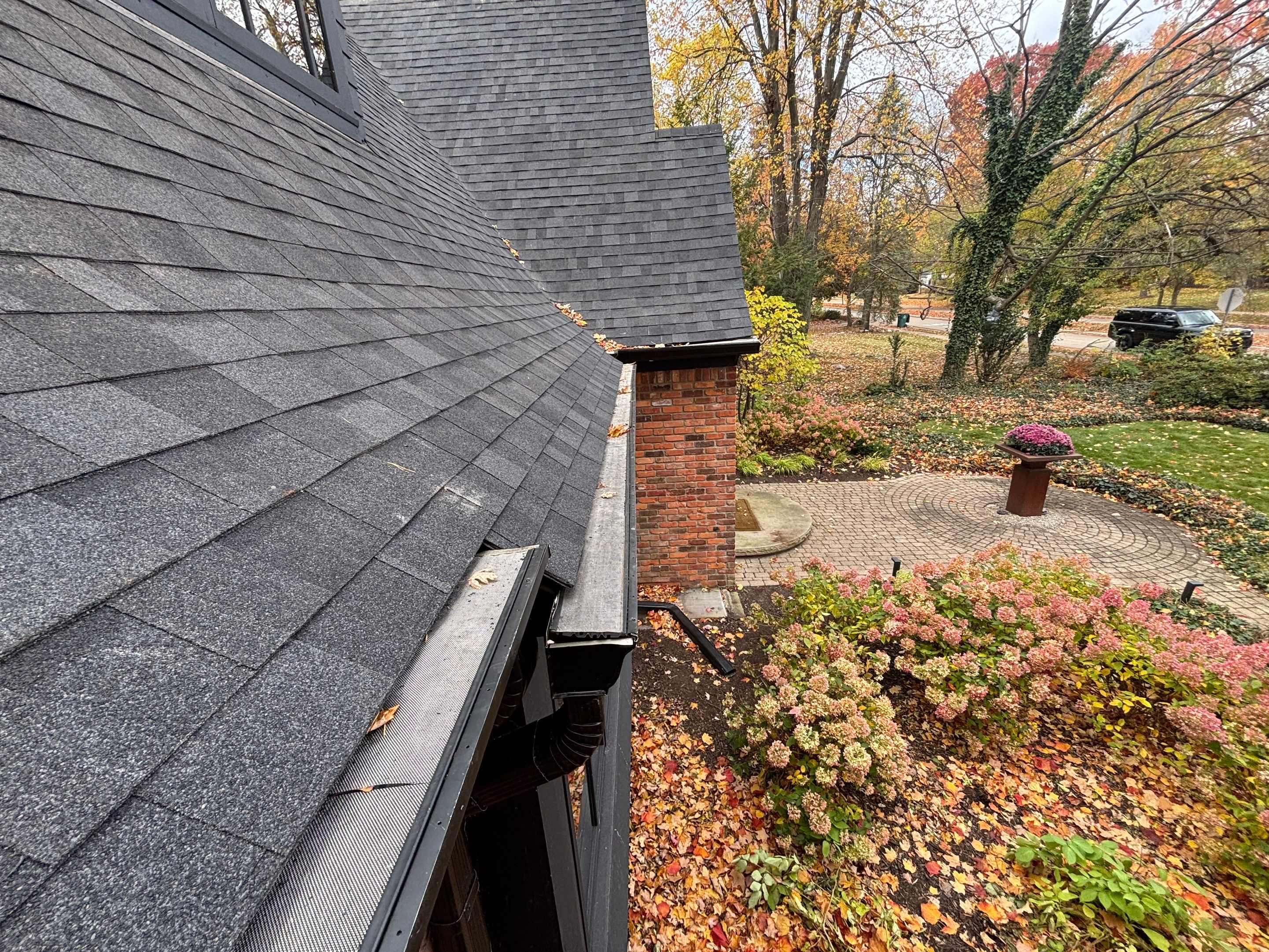 Roof Replacement using Owens Corning Onyx Black by 180 Contractors