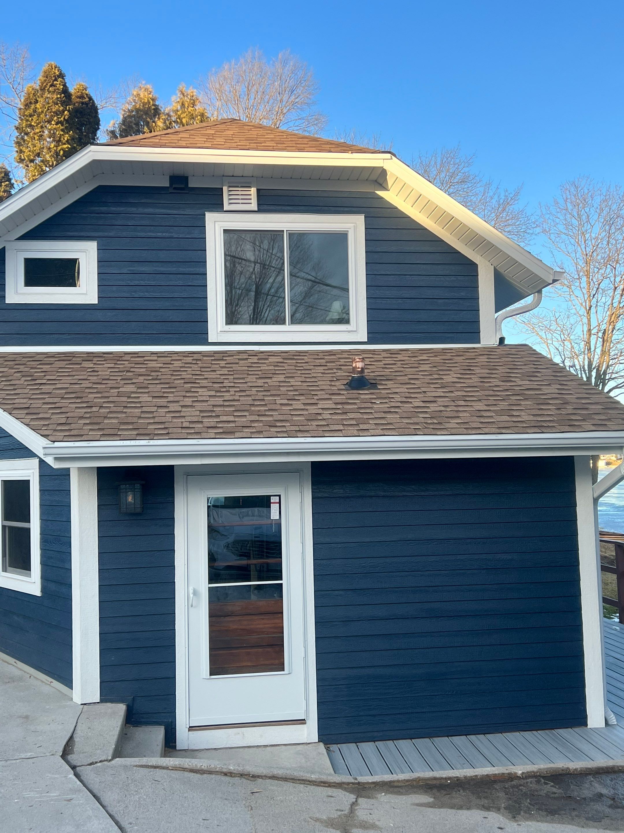Siding and Window Replacement in Plymouth, WI by Gellings Roofing & Siding