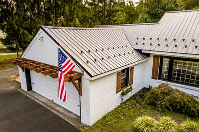 Metal Roof-black