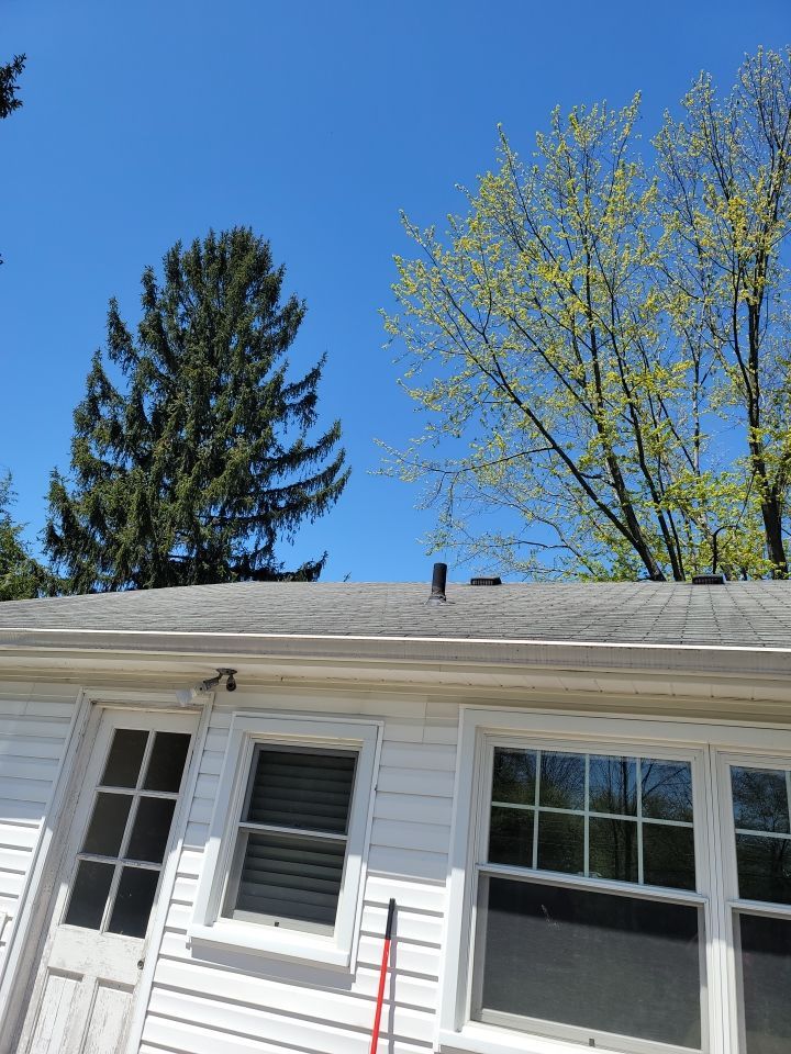 ATLAS PINNACLE COLOR: SUMMER STORM DRIP EDGE: WHITE by Eagle Eye Roofing