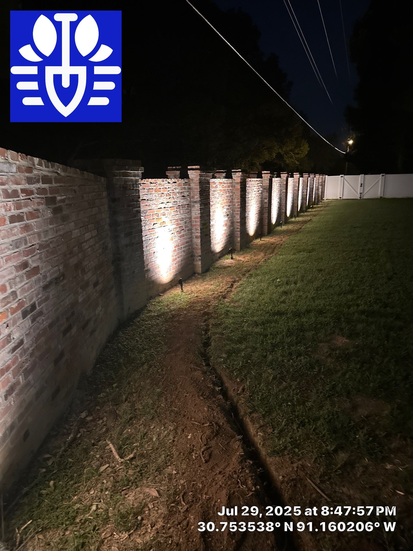 LANDSCAPE SERVICES & LANDSCAPE LIGHTING by CutScape, LLC.